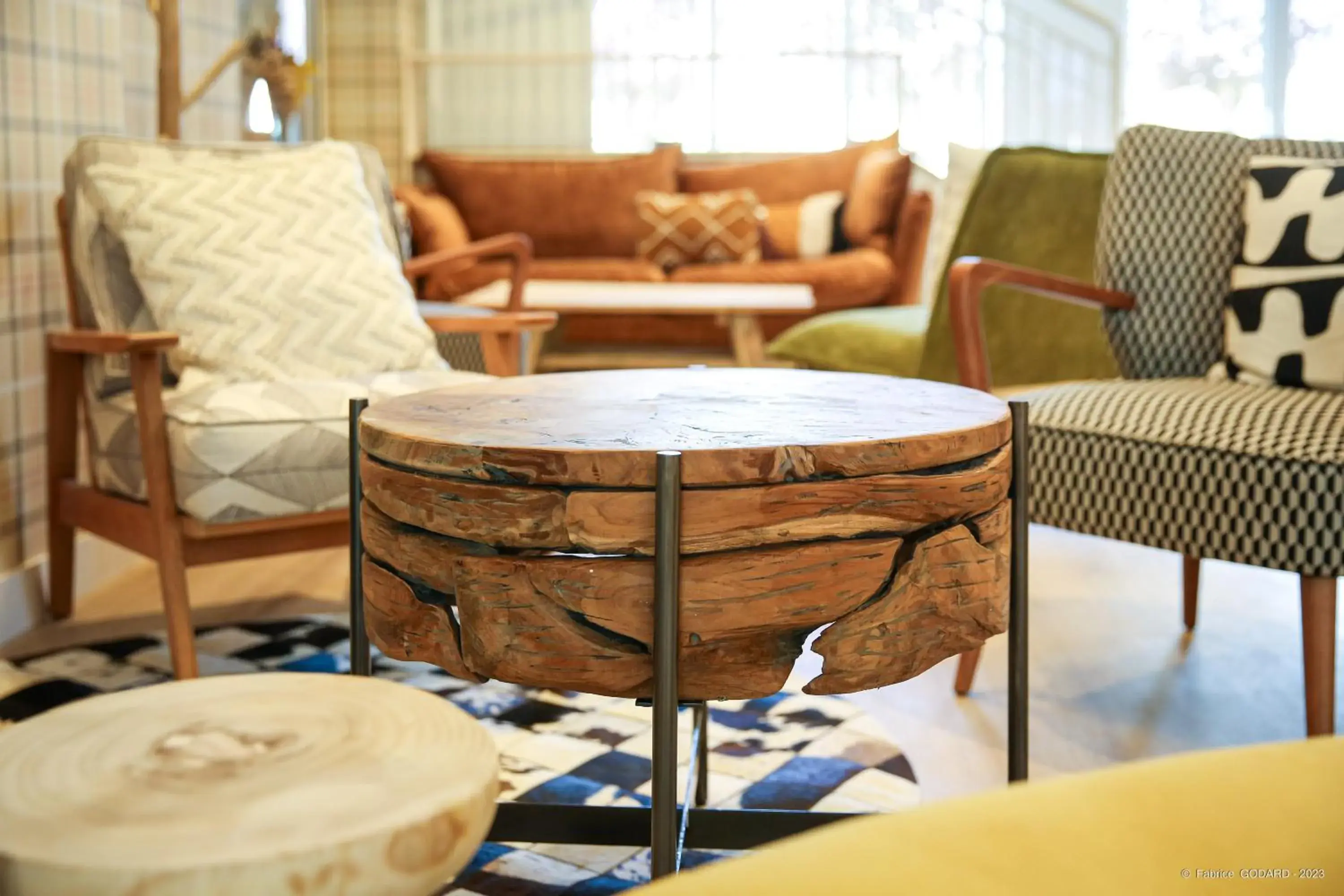 Lounge or bar in Hôtel Le Refuge des Sources Lounge or bar in Hôtel Le Refuge des Sources