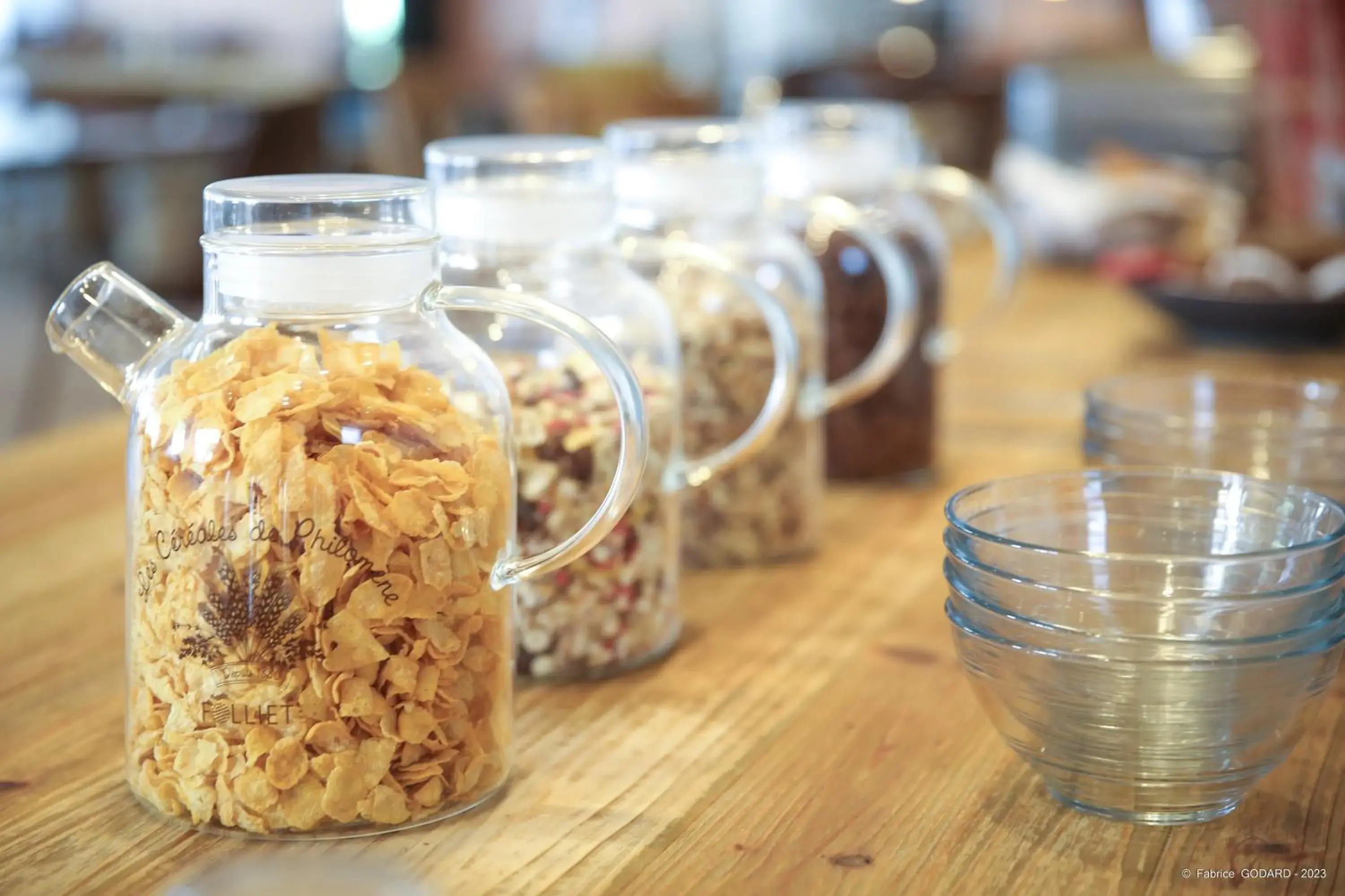 Breakfast in Hôtel Le Refuge des Sources Breakfast in Hôtel Le Refuge des Sources
