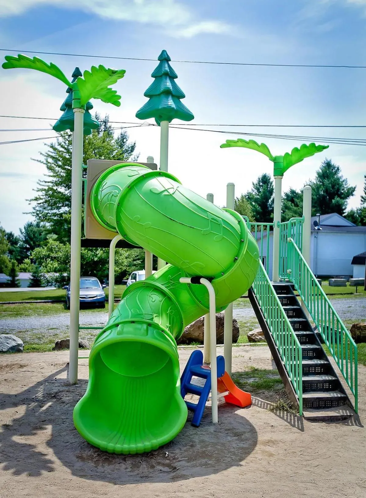 Children play ground in Auberge Papillon Lune