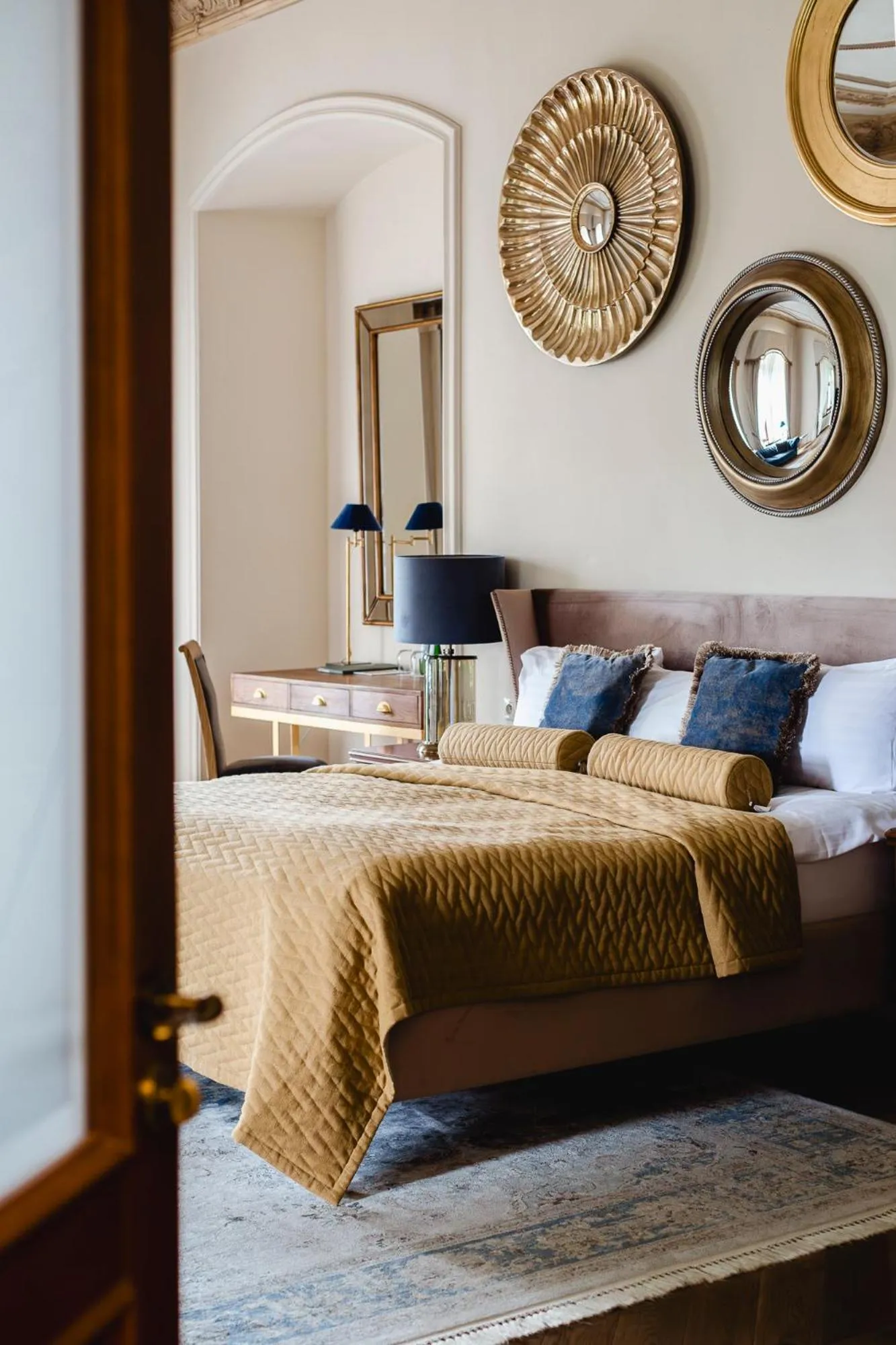 Bed in Pałac Mojęcice