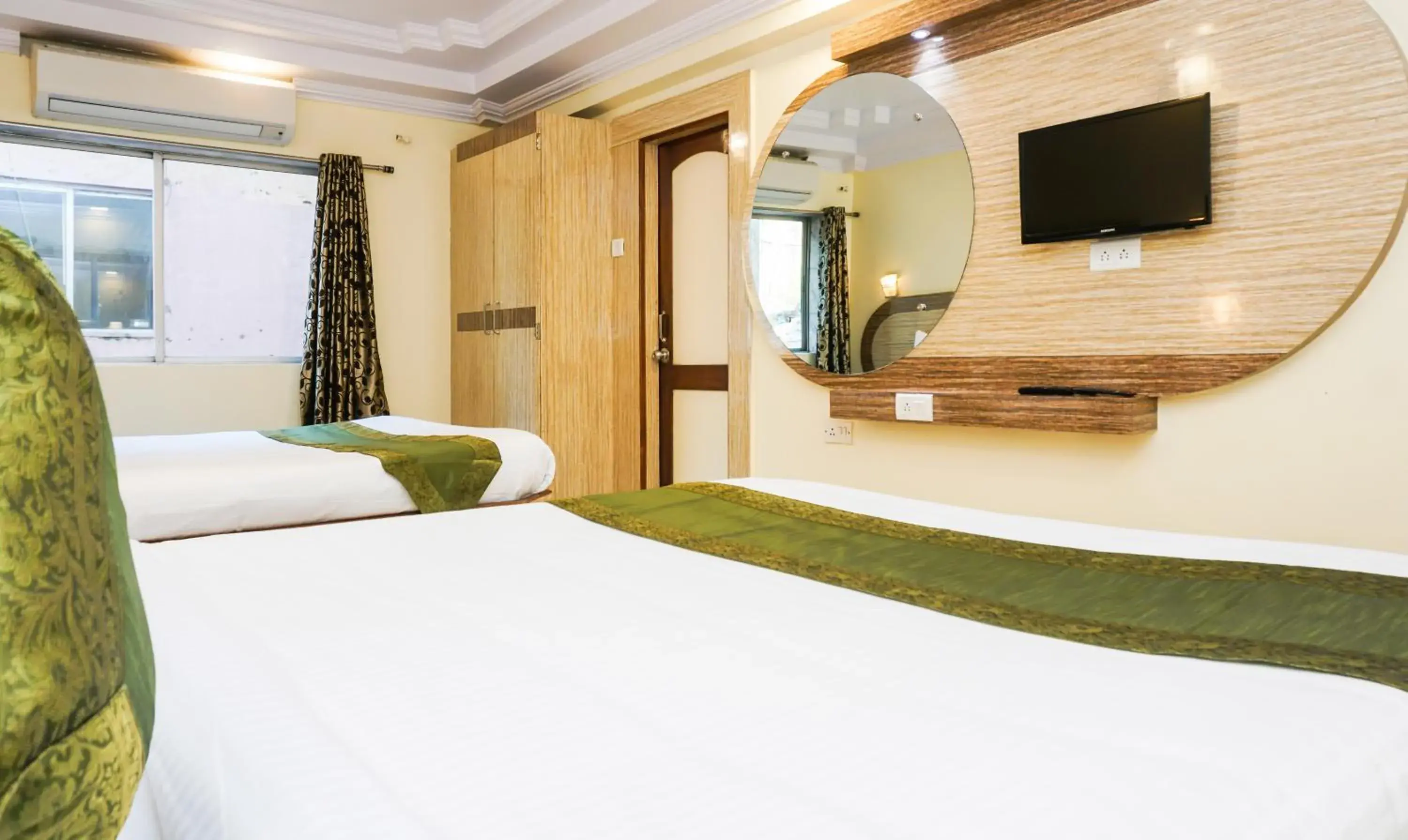 Bedroom, Bed in Treebo Hillway Inn Main Market Bedroom, Bed in Treebo Hillway Inn Main Market