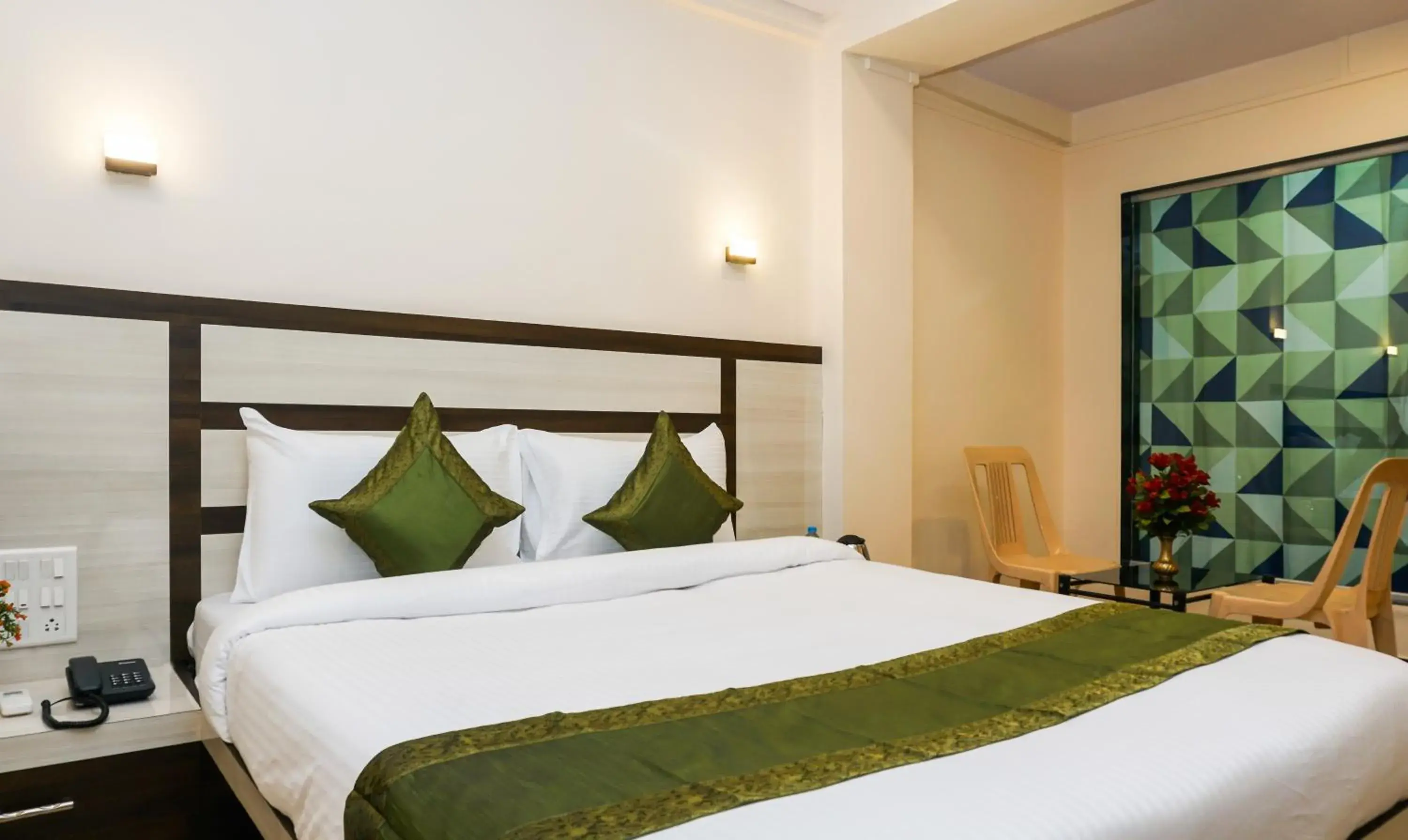 Bedroom, Bed in Treebo Hillway Inn Main Market Bedroom, Bed in Treebo Hillway Inn Main Market