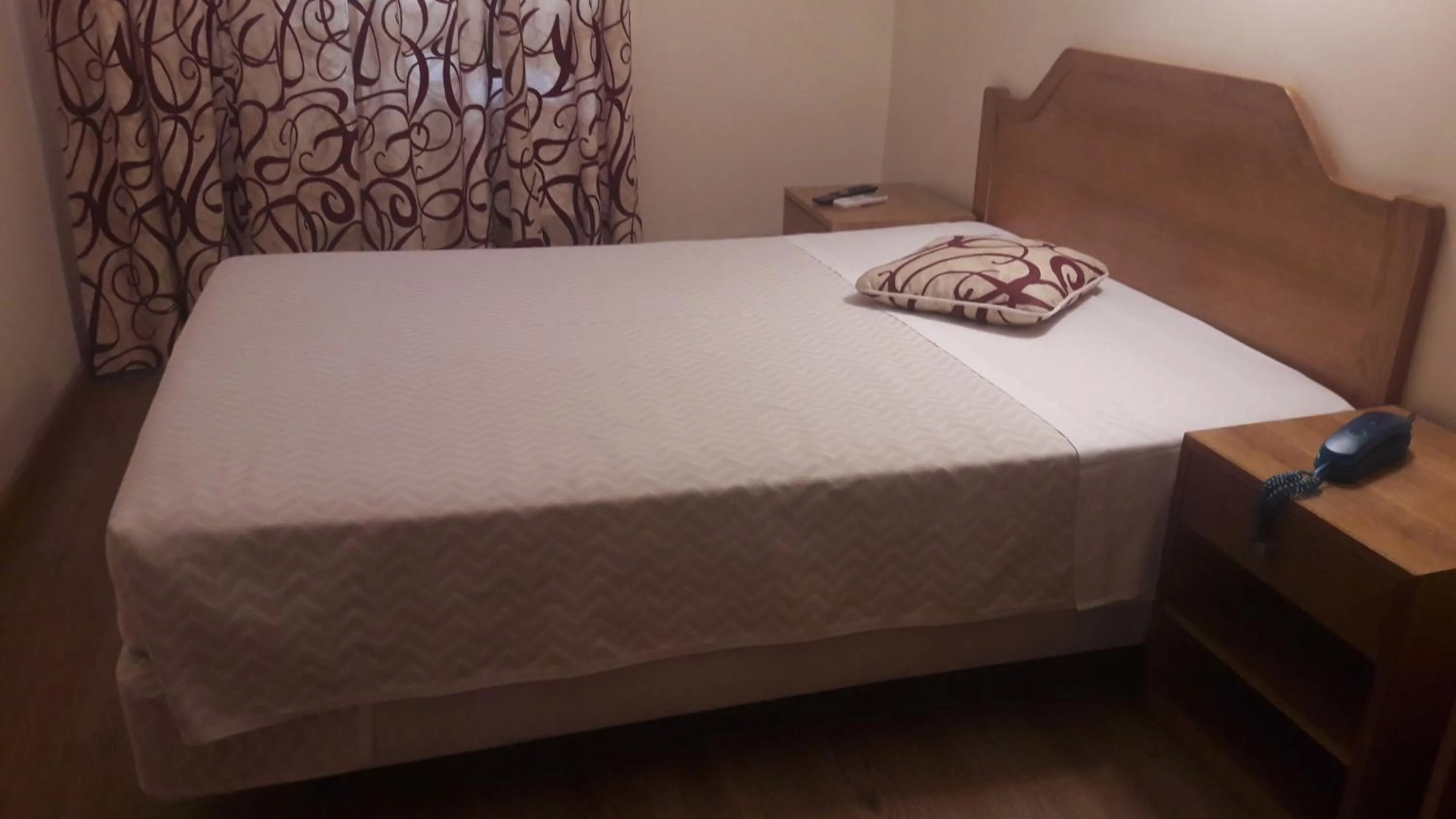 Bed in Hotel Alicante Lisboa