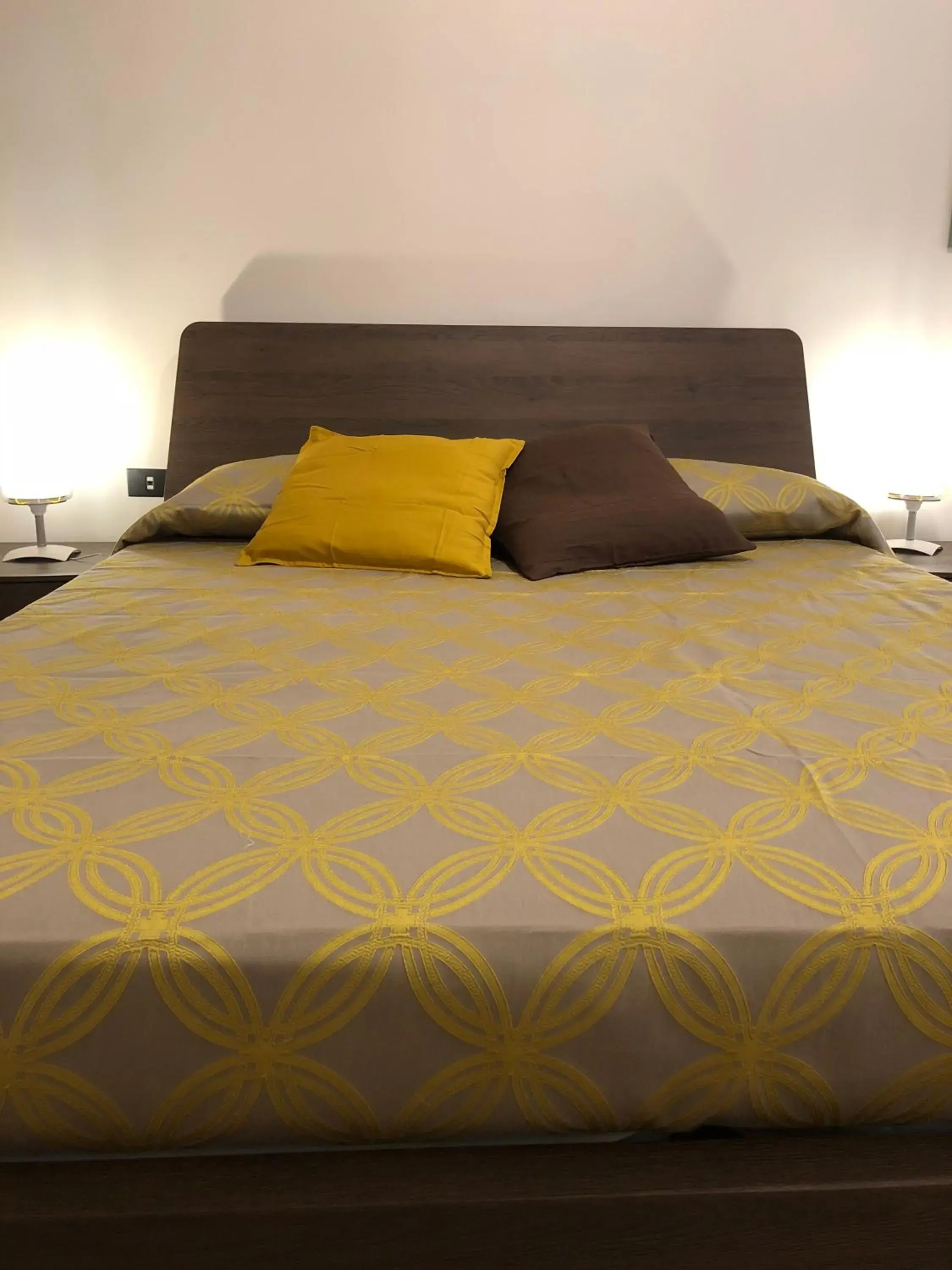 Double or Twin Room in Napoli City Inn Double or Twin Room in Napoli City Inn