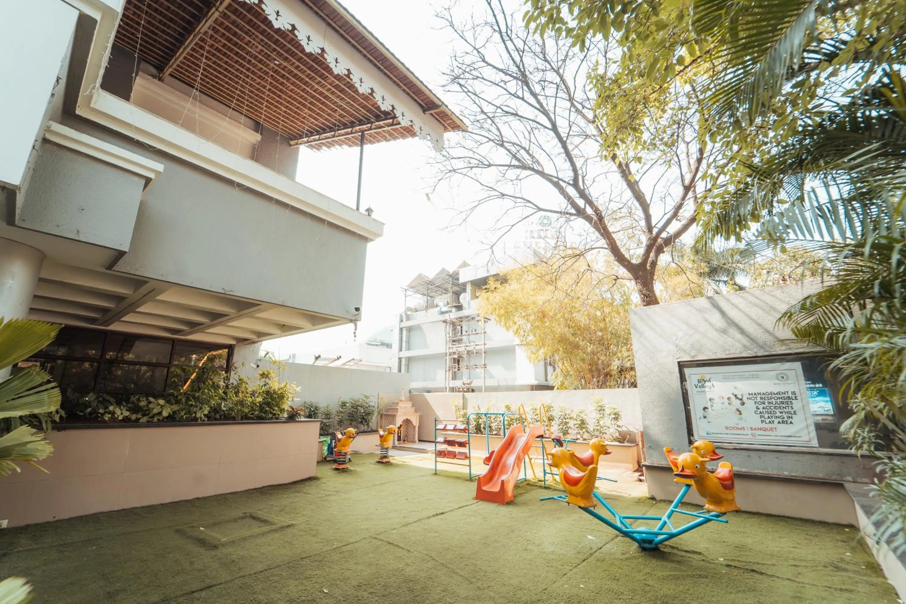 Mastiff Hotel Chinchwad by OTHPL