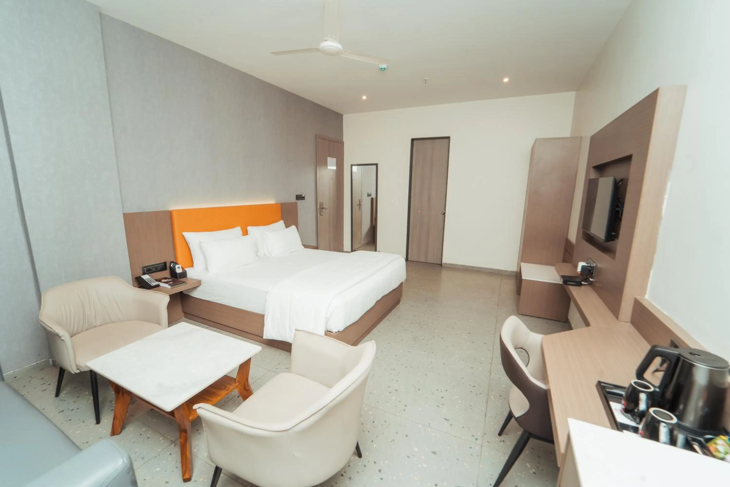 Bed in Mastiff Hotel Chinchwad by OTHPL