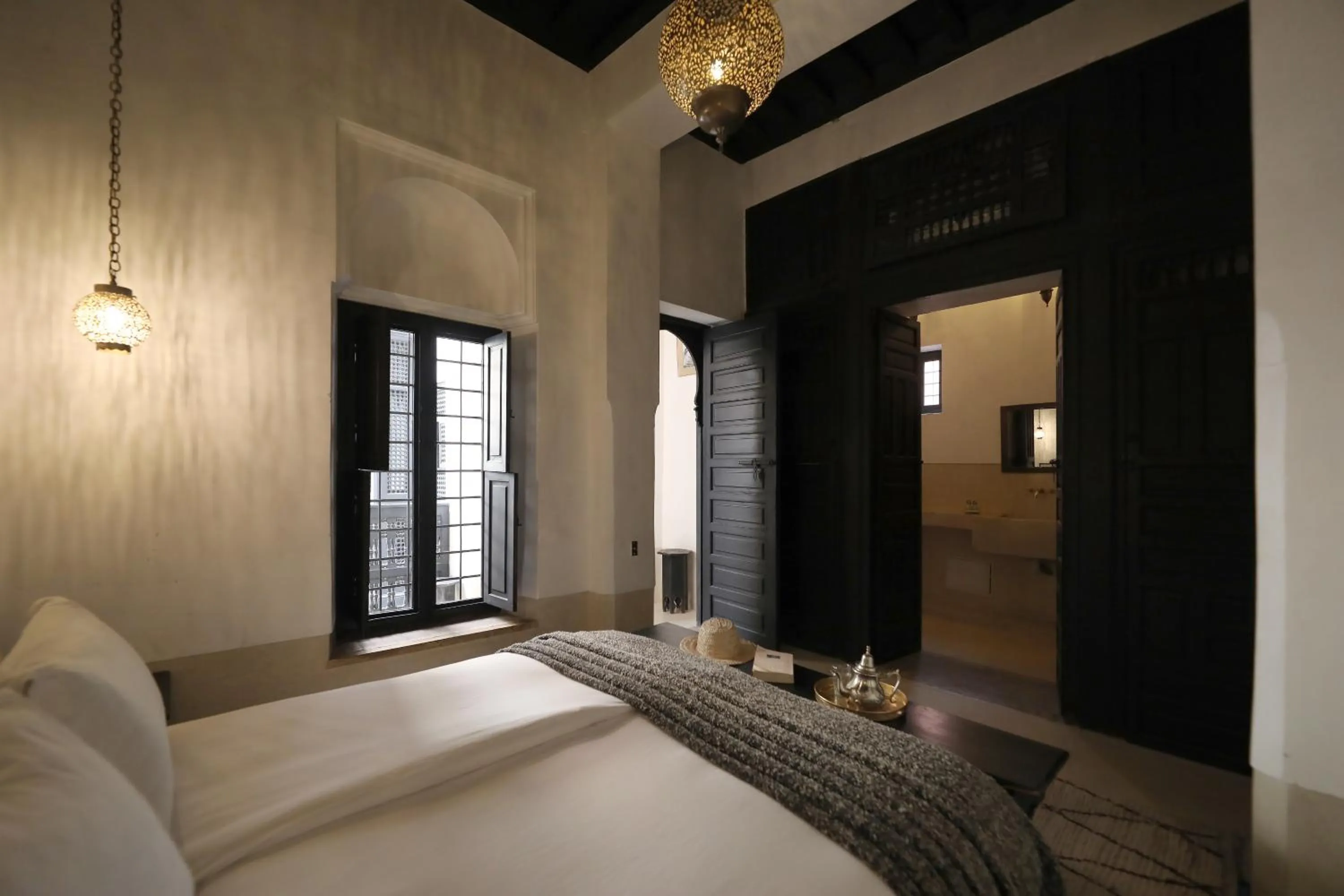 Bed in Riad Azzouna 13