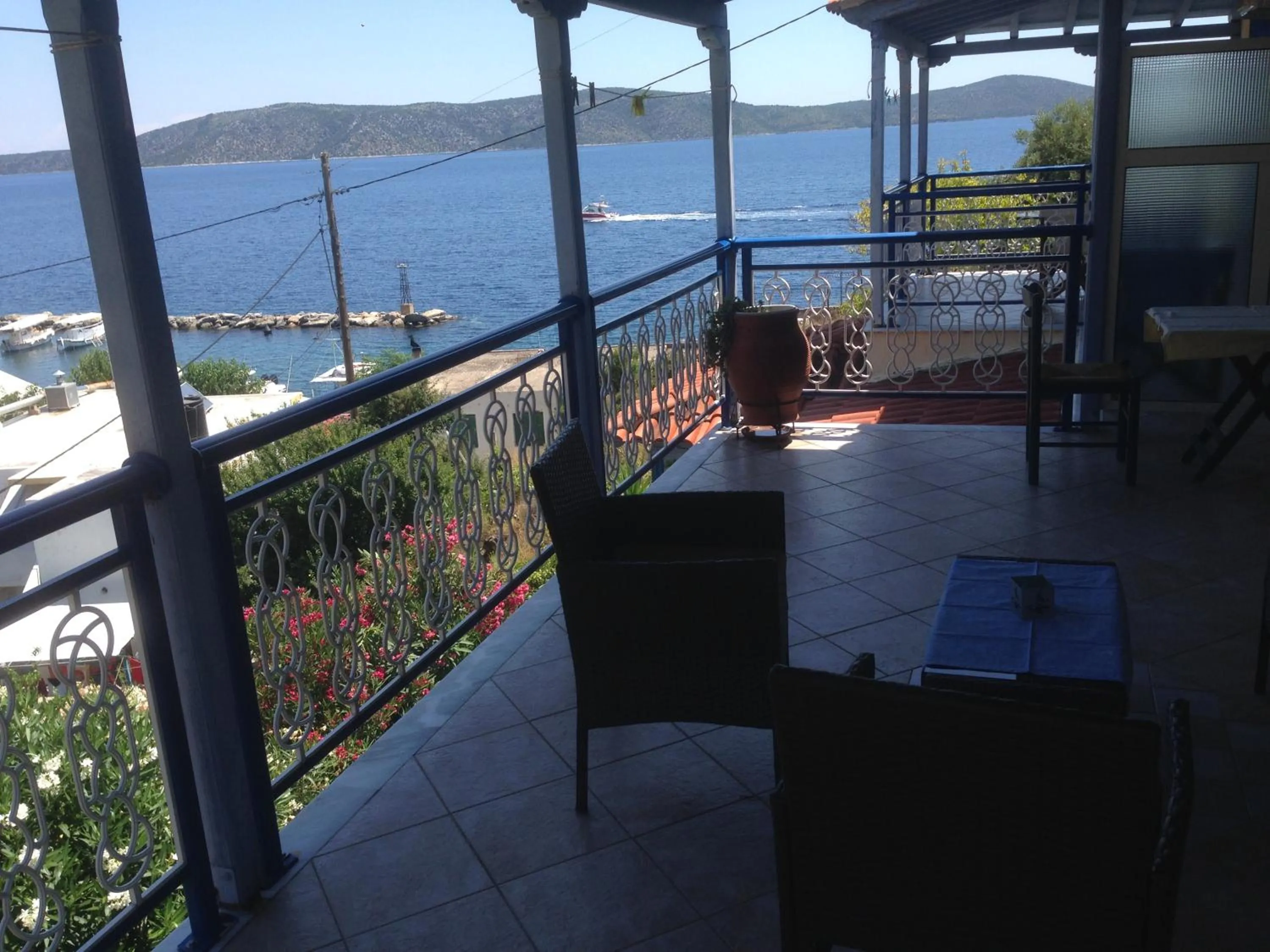 Balcony/Terrace in Agnanti Hotel