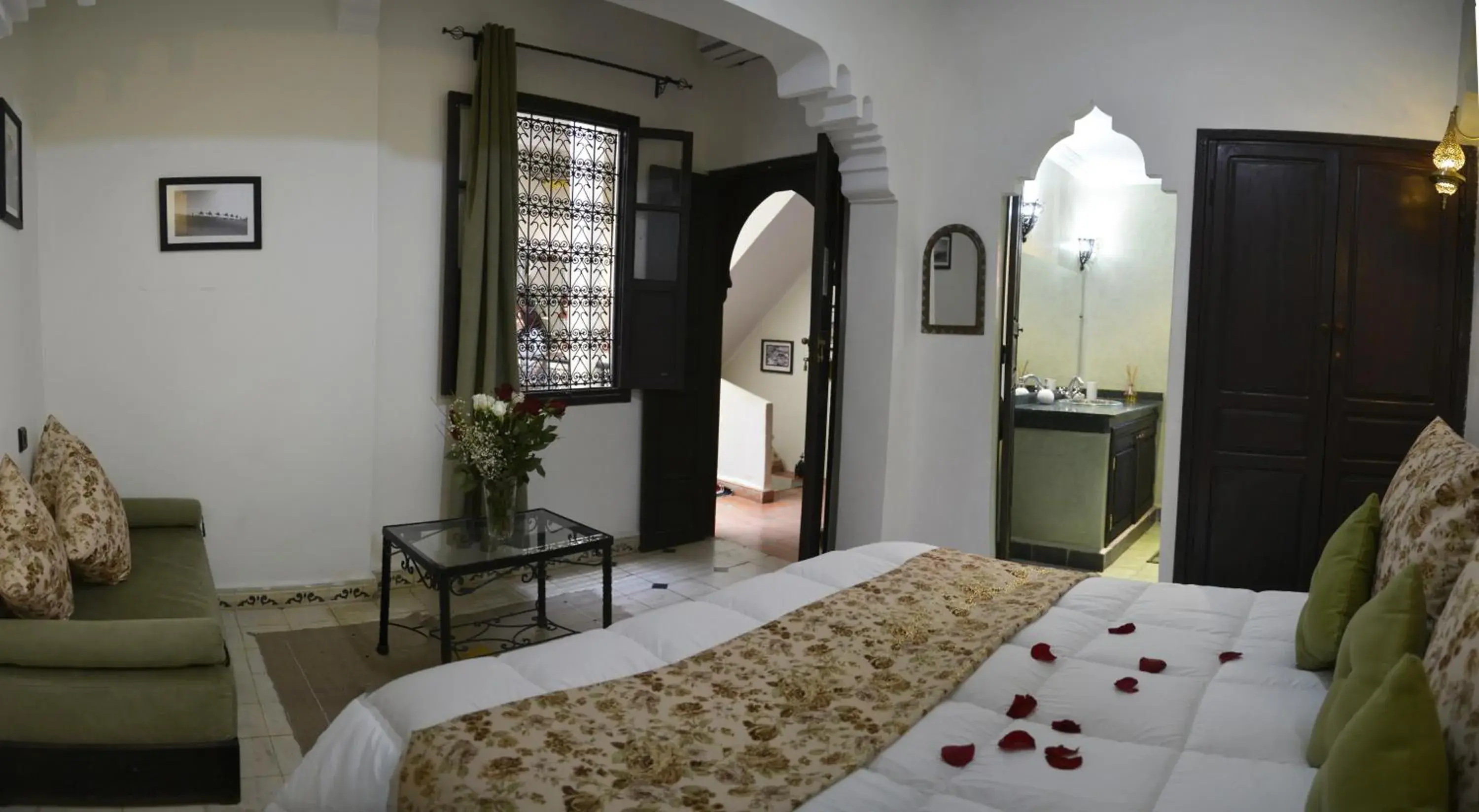 Houda Double or Twin Room in Dar Asdika Houda Double or Twin Room in Dar Asdika