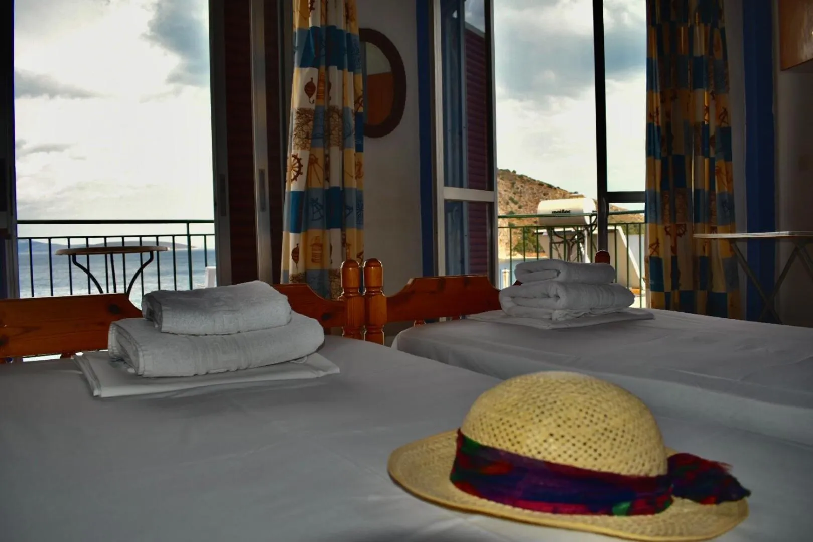 Bed in Bob's Apartments