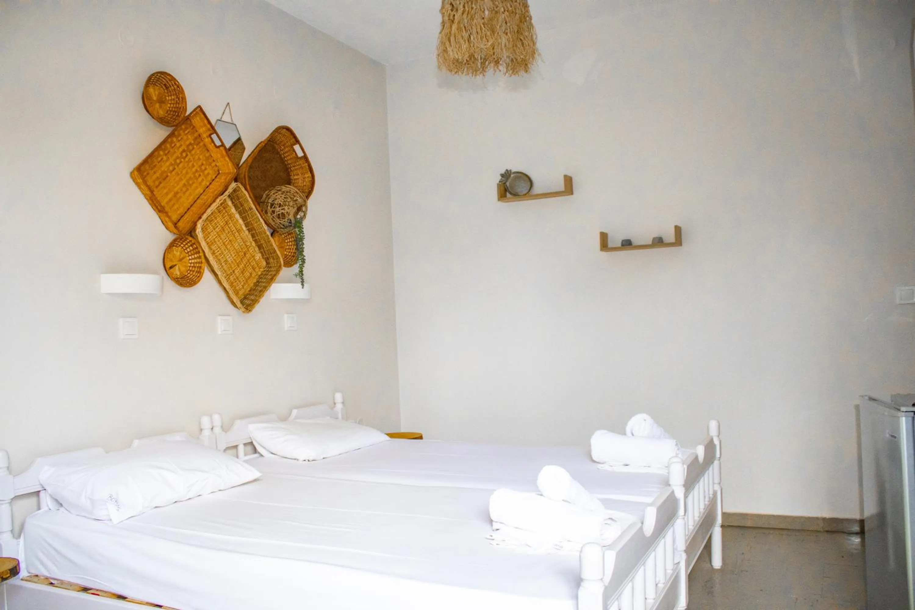 Photo of the whole room, Bed in Bob's Apartments