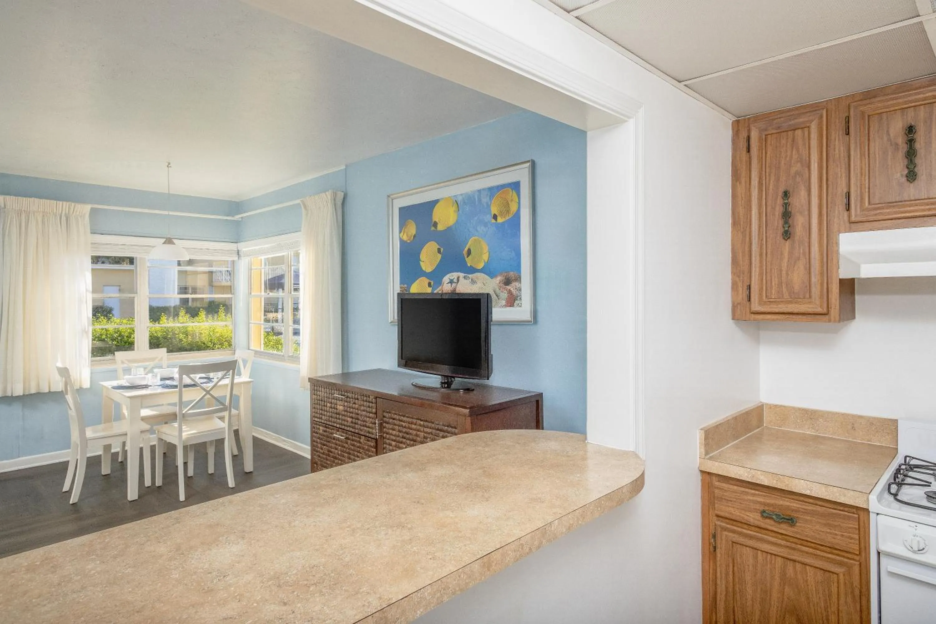 Dining area in Delray Breakers on the Ocean