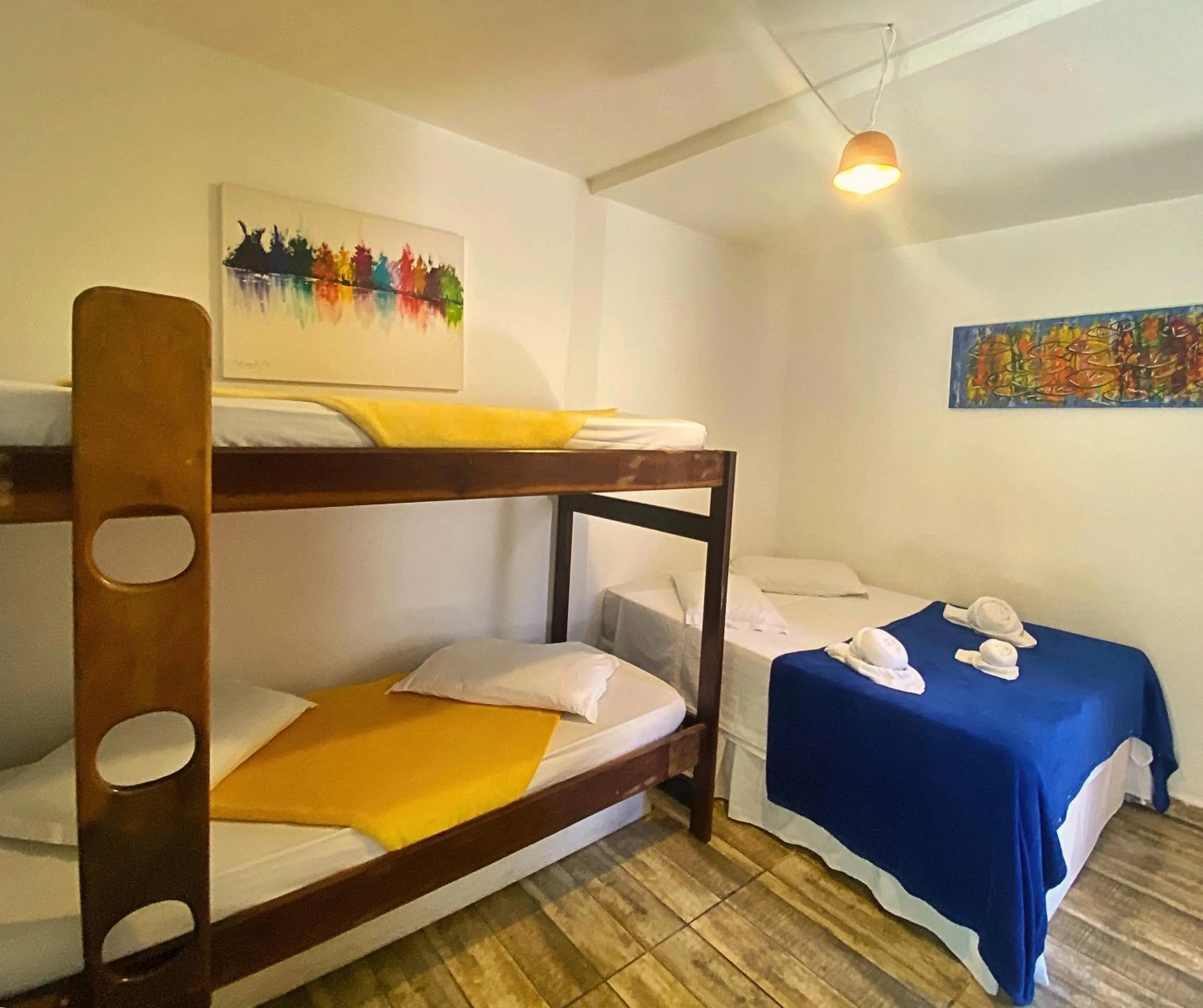 Bed in Pousada Papaya Container