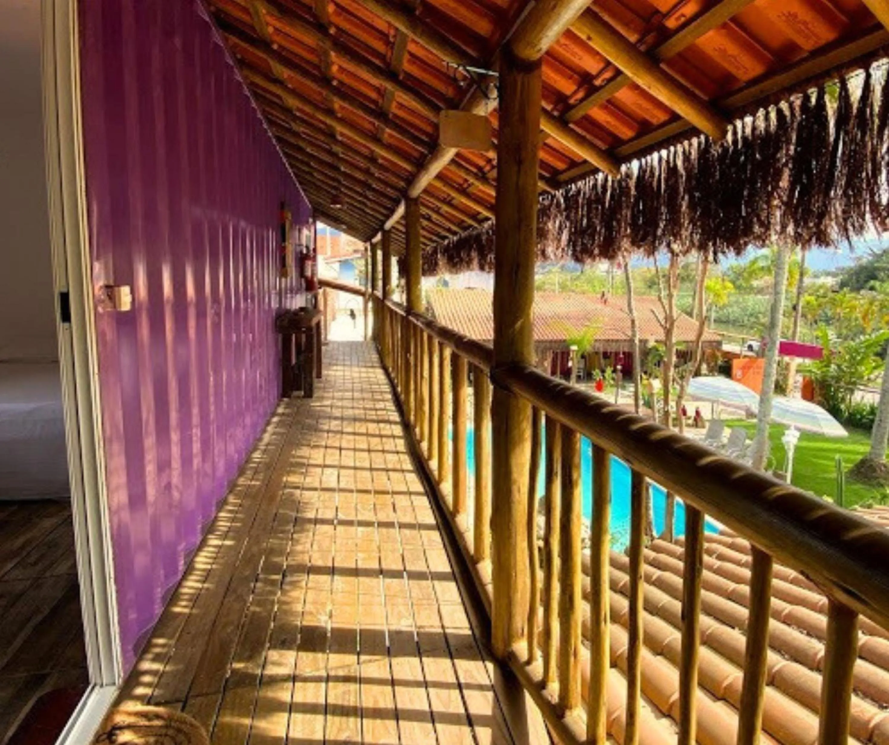 Day in Pousada Papaya Container