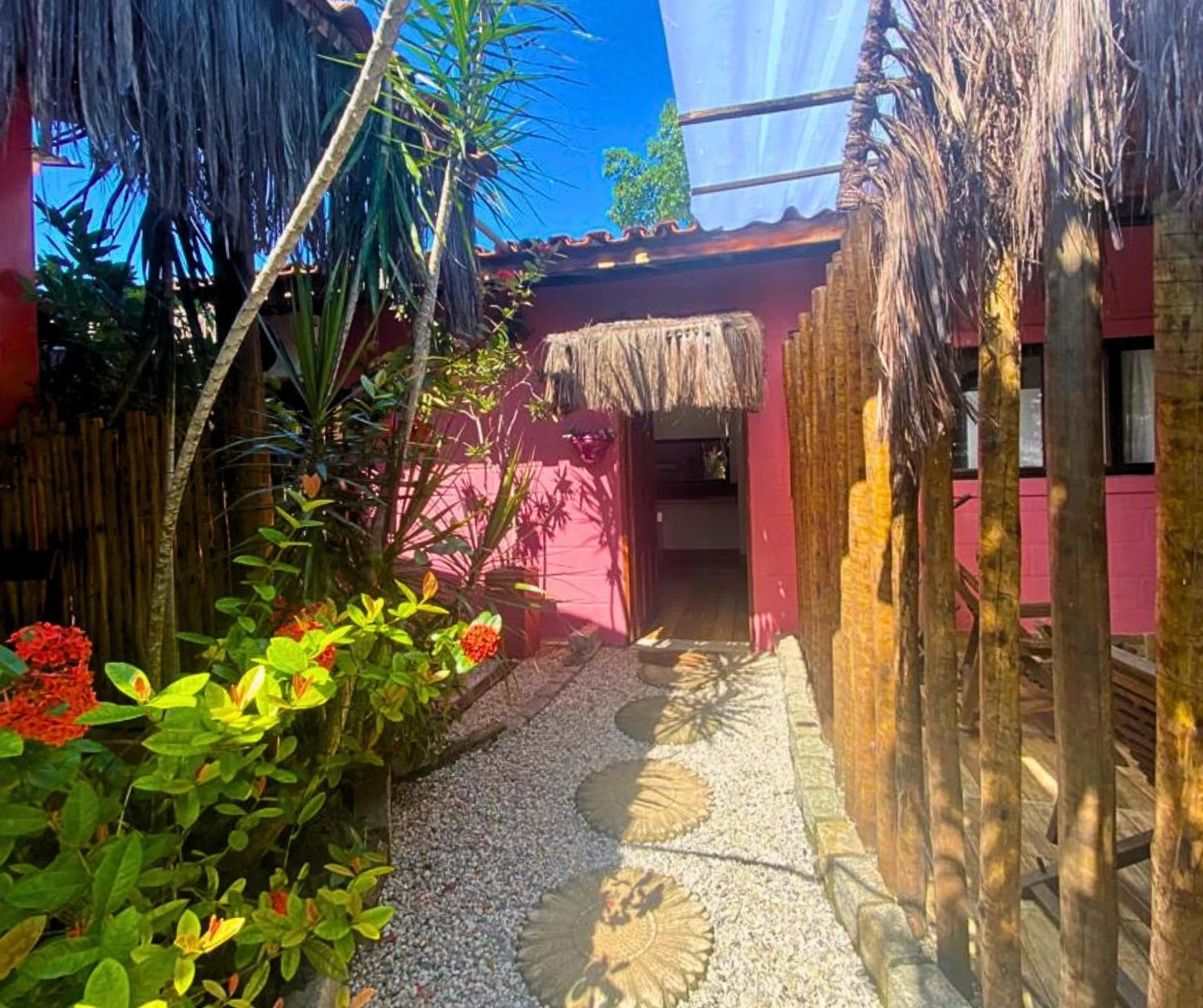 Property building in Pousada Papaya Container