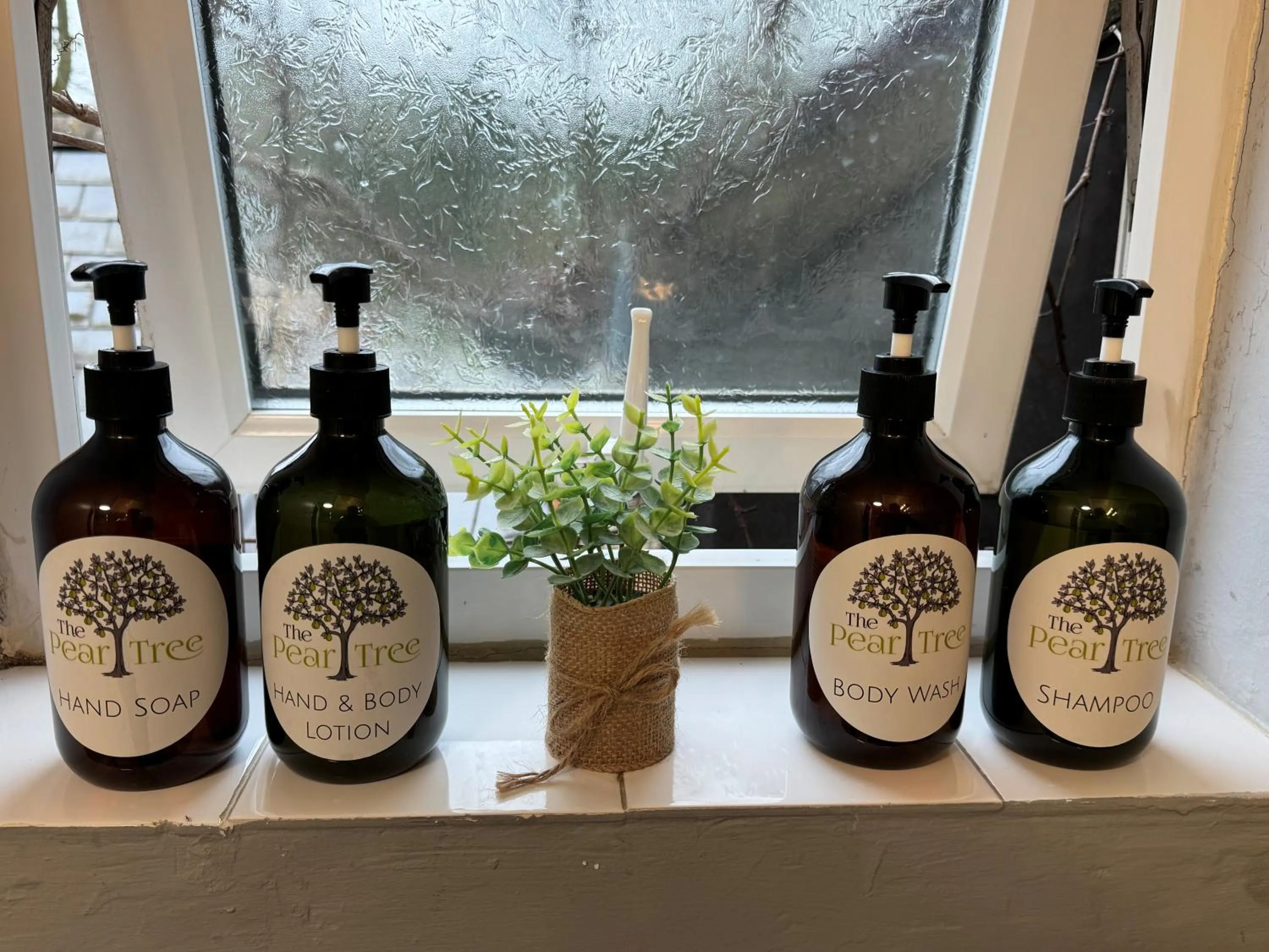 Bathroom in The Pear Tree