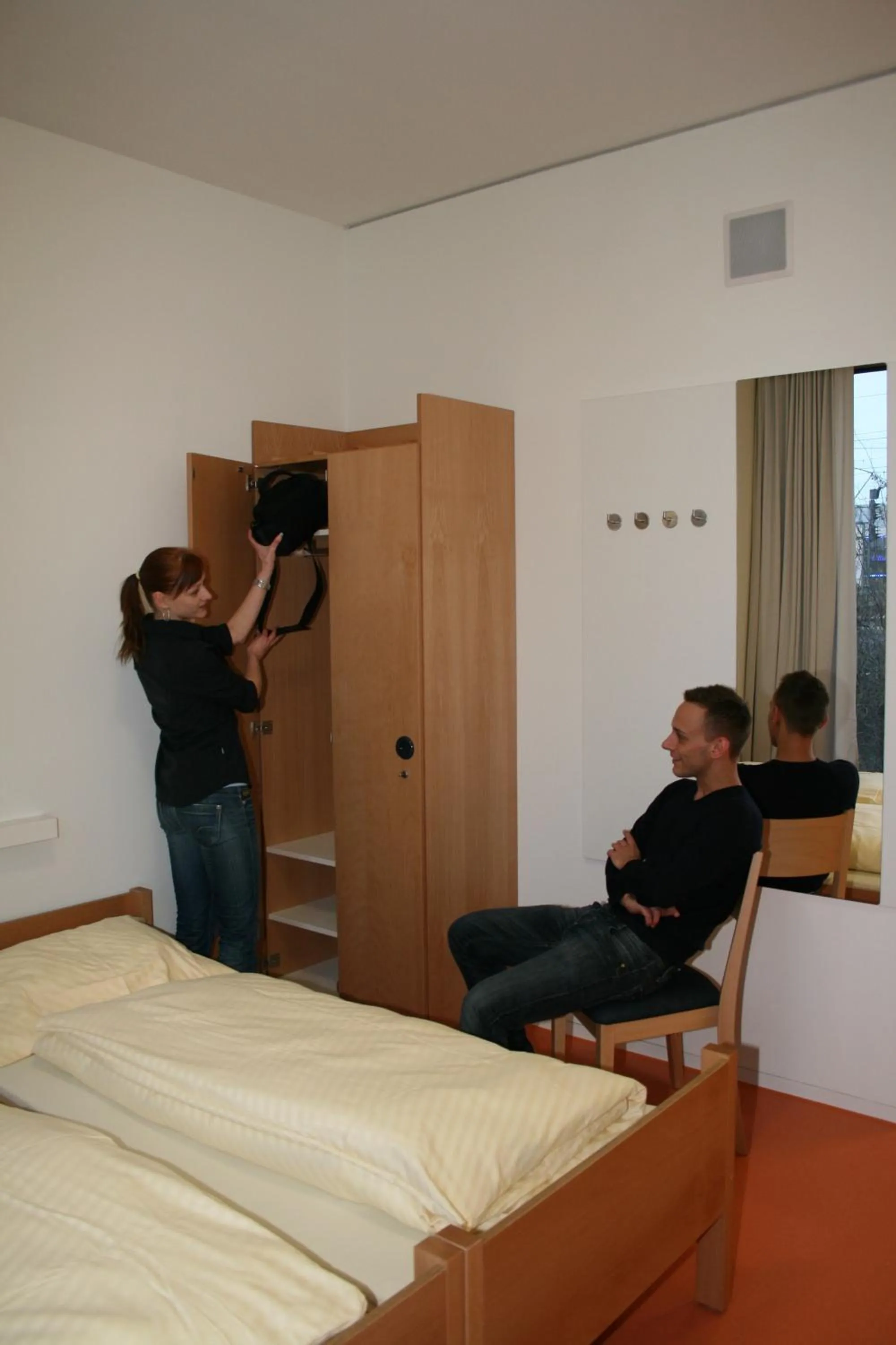 Bed in Jugendherberge Stuttgart Neckarpark