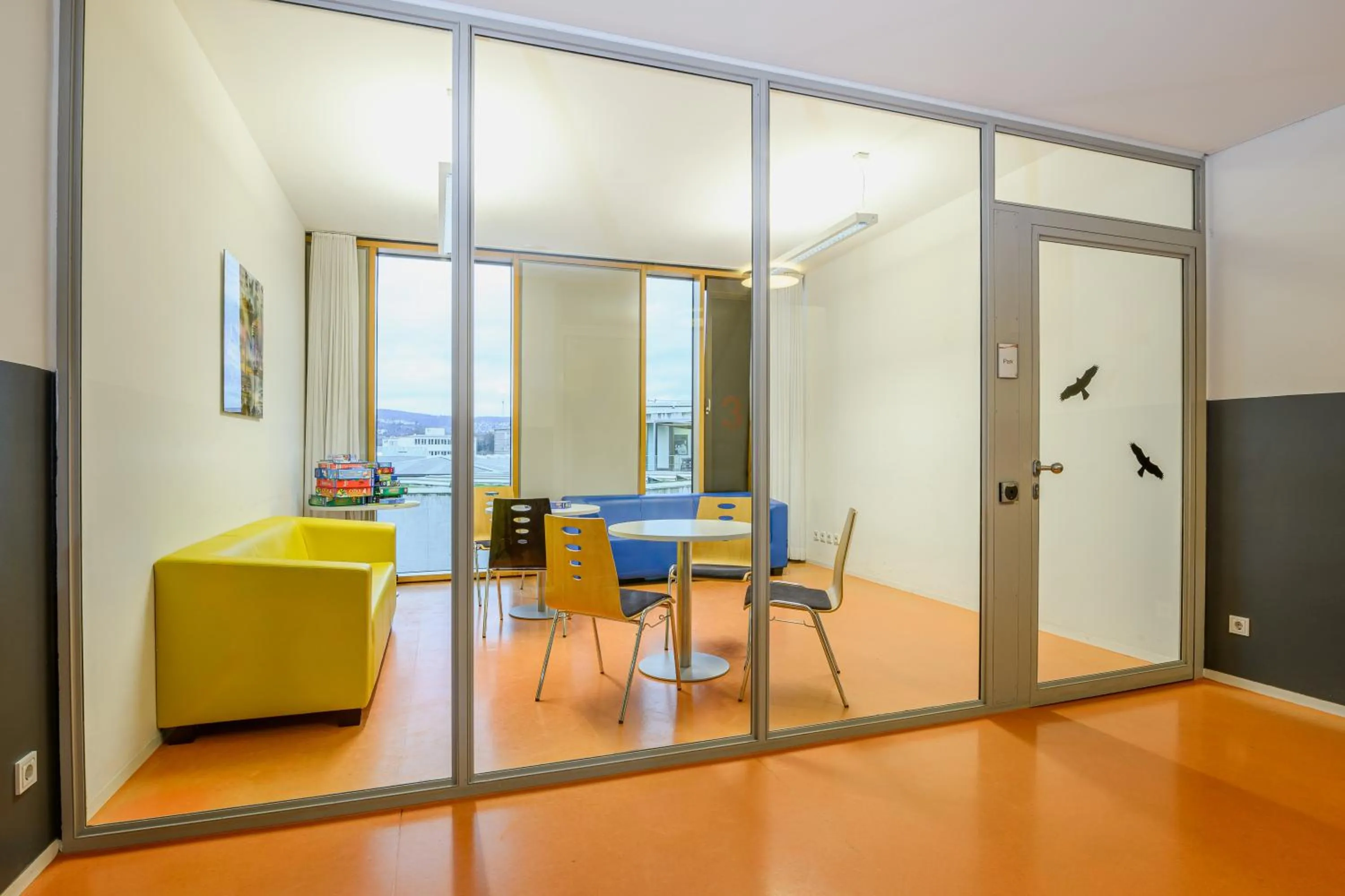 Game Room in Jugendherberge Stuttgart Neckarpark
