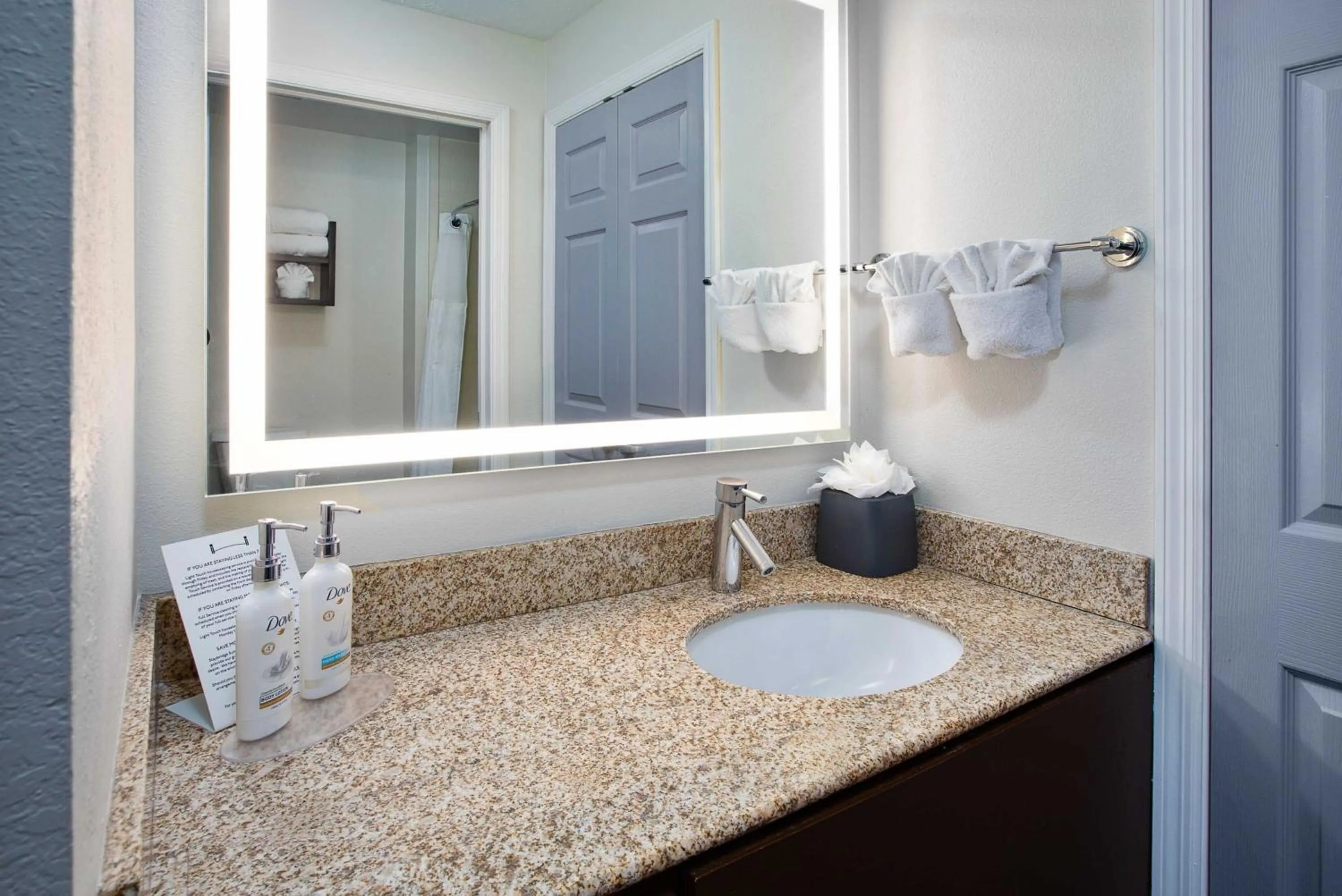 Photo of the whole room in Staybridge Suites Lincoln North East by IHG