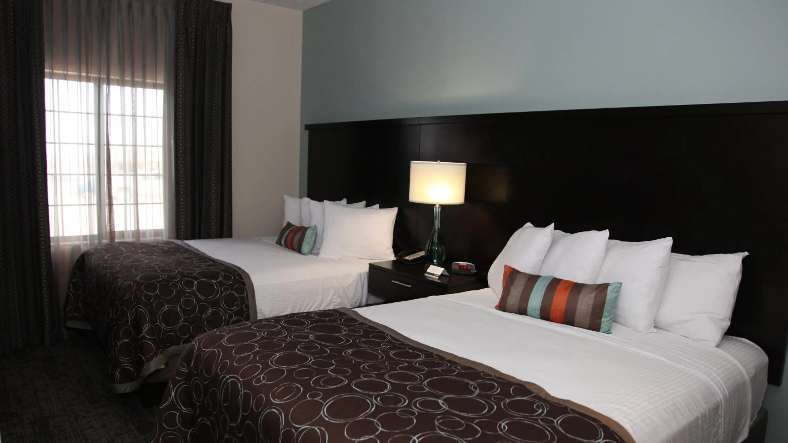 Photo of the whole room, Bed in Staybridge Suites Lincoln North East by IHG