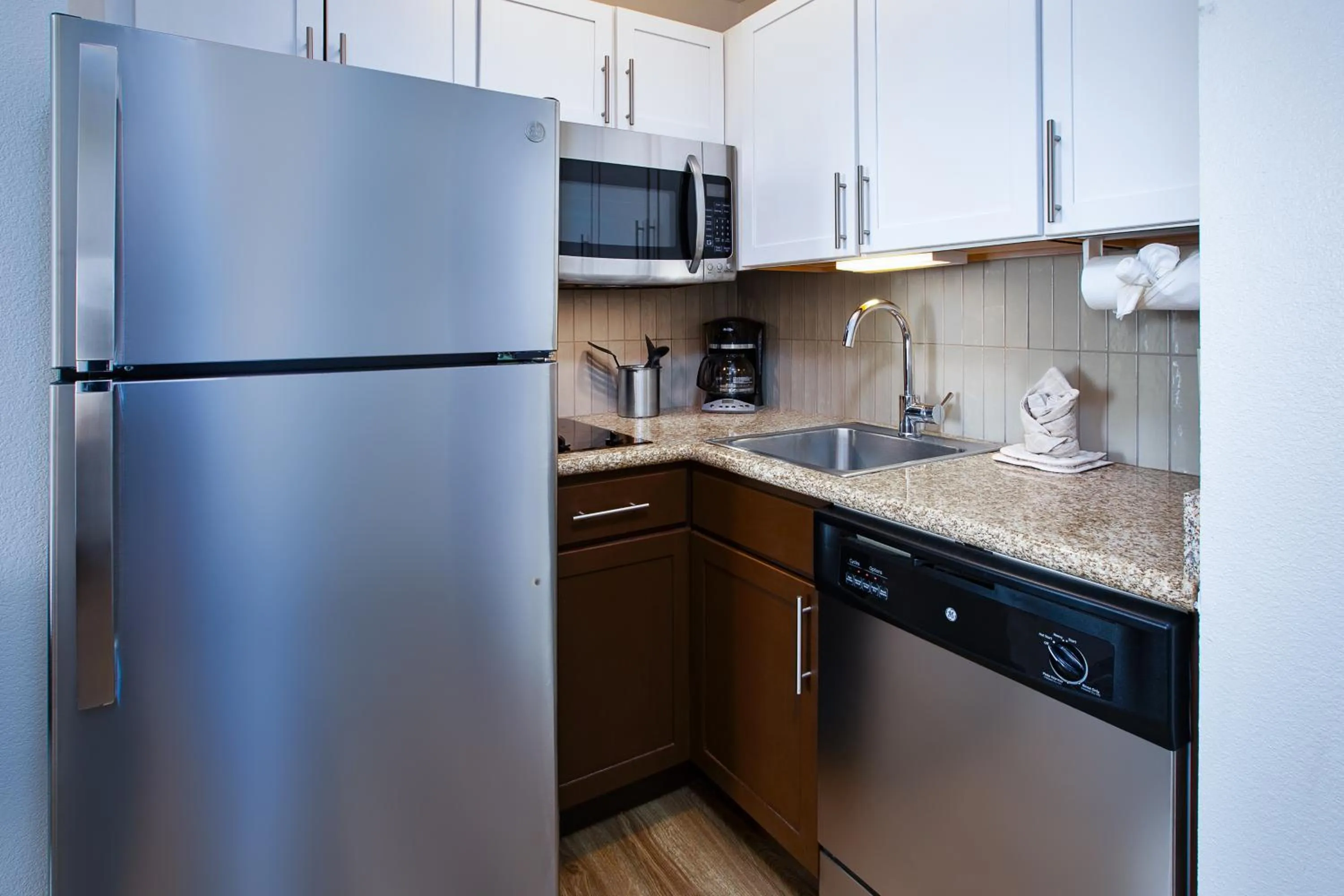 Kitchen or kitchenette in Staybridge Suites Lincoln North East by IHG