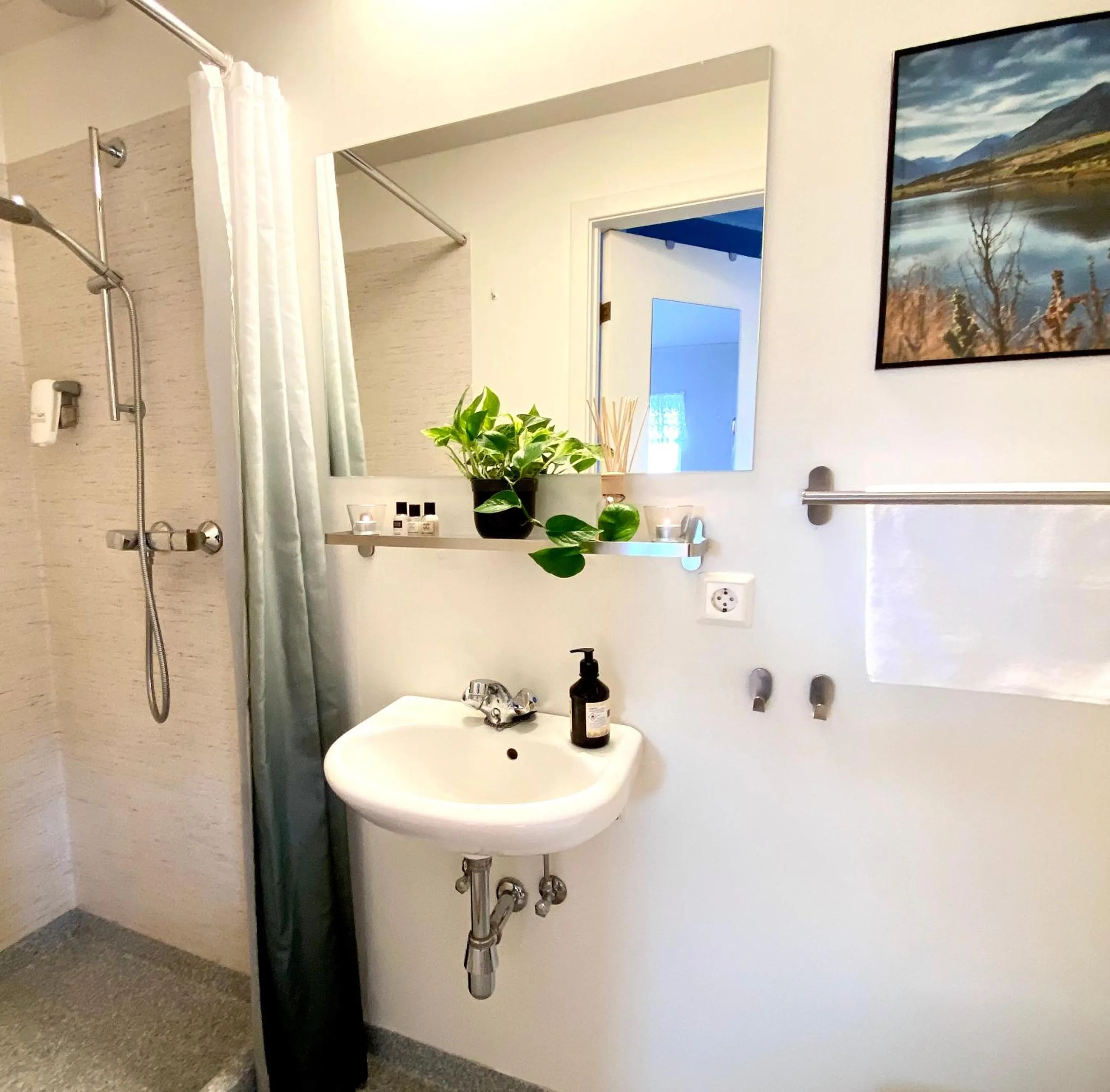 Bathroom in Lamb Inn Öngulsstadir