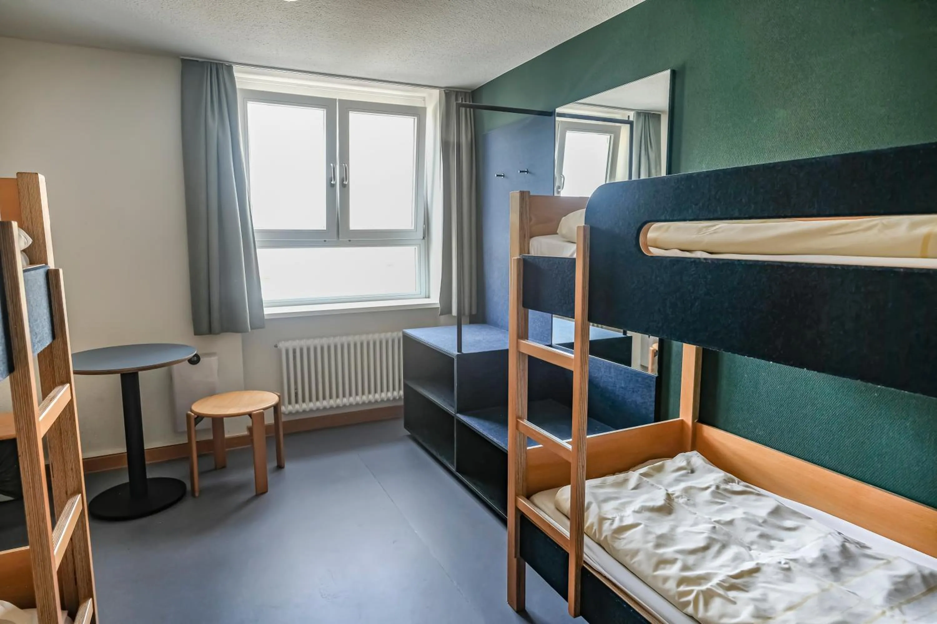 Staff, Bed in Jugendherberge Stuttgart International