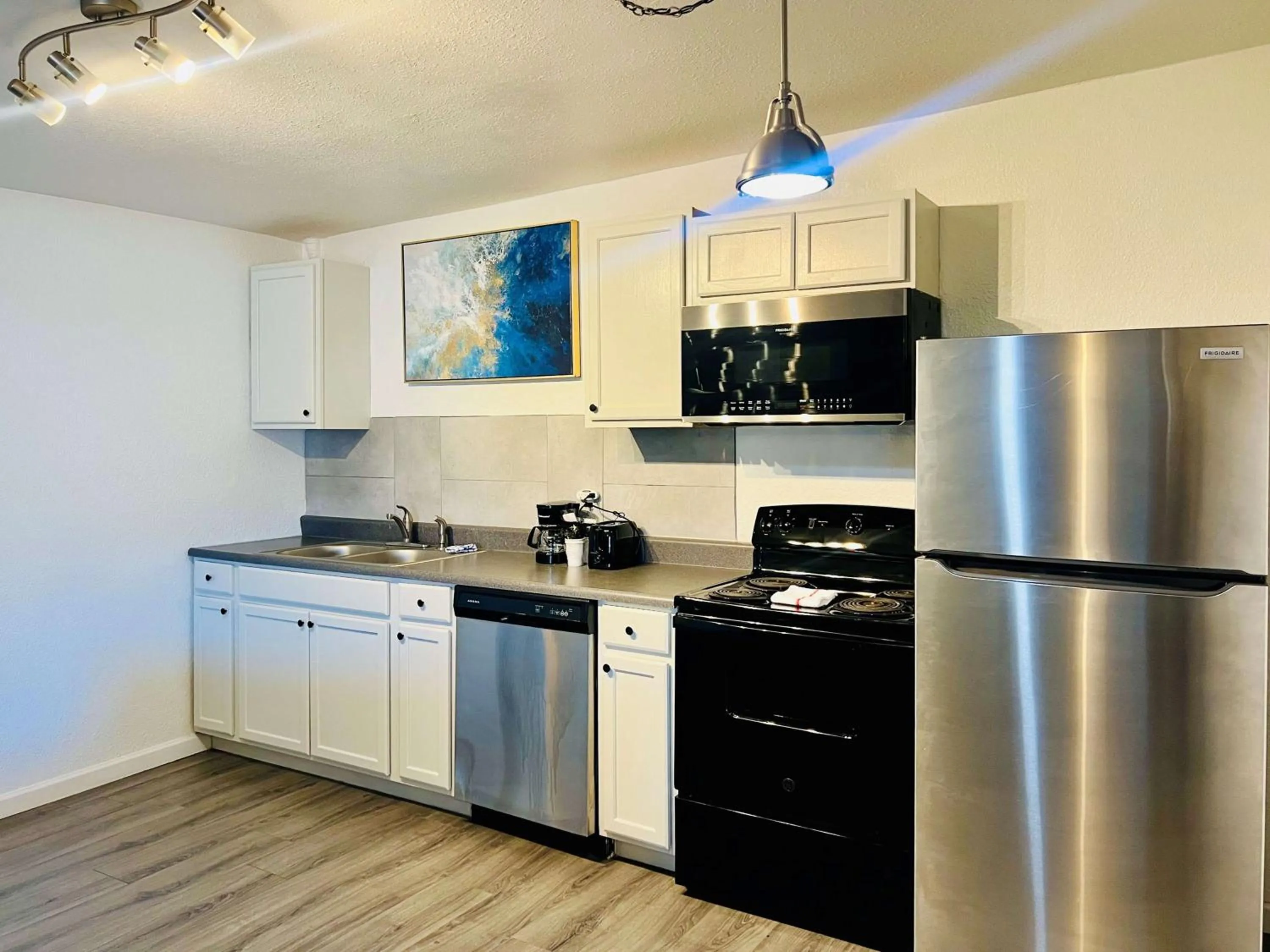 Kitchen or kitchenette in Studio 6 Sierra Vista, AZ Fort Huachuca