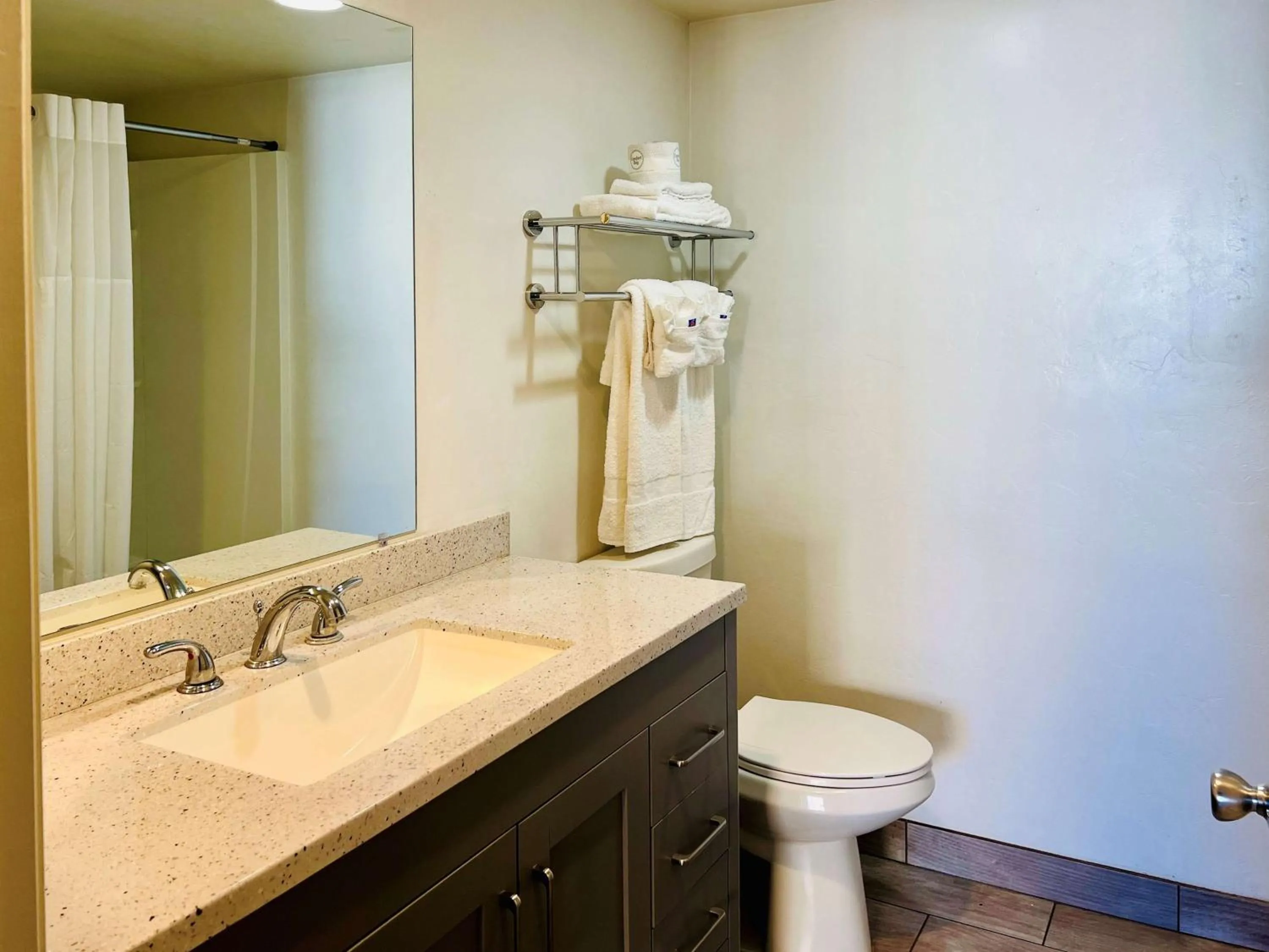 Bathroom in Studio 6 Sierra Vista, AZ Fort Huachuca