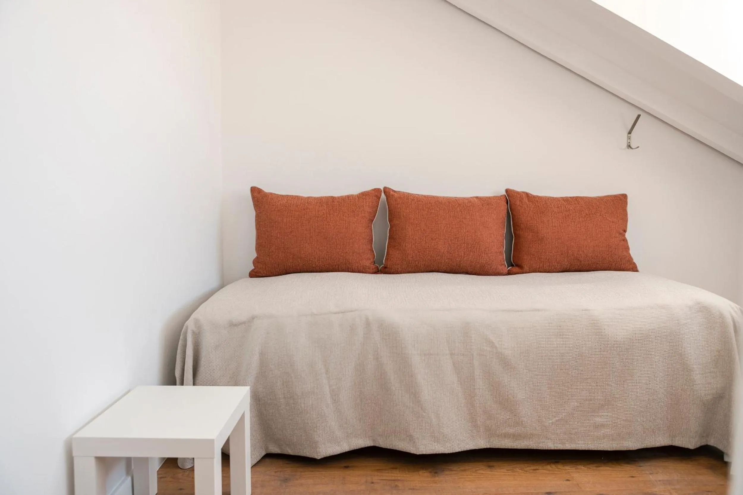 Photo of the whole room, Bed in Casa das Aguarelas