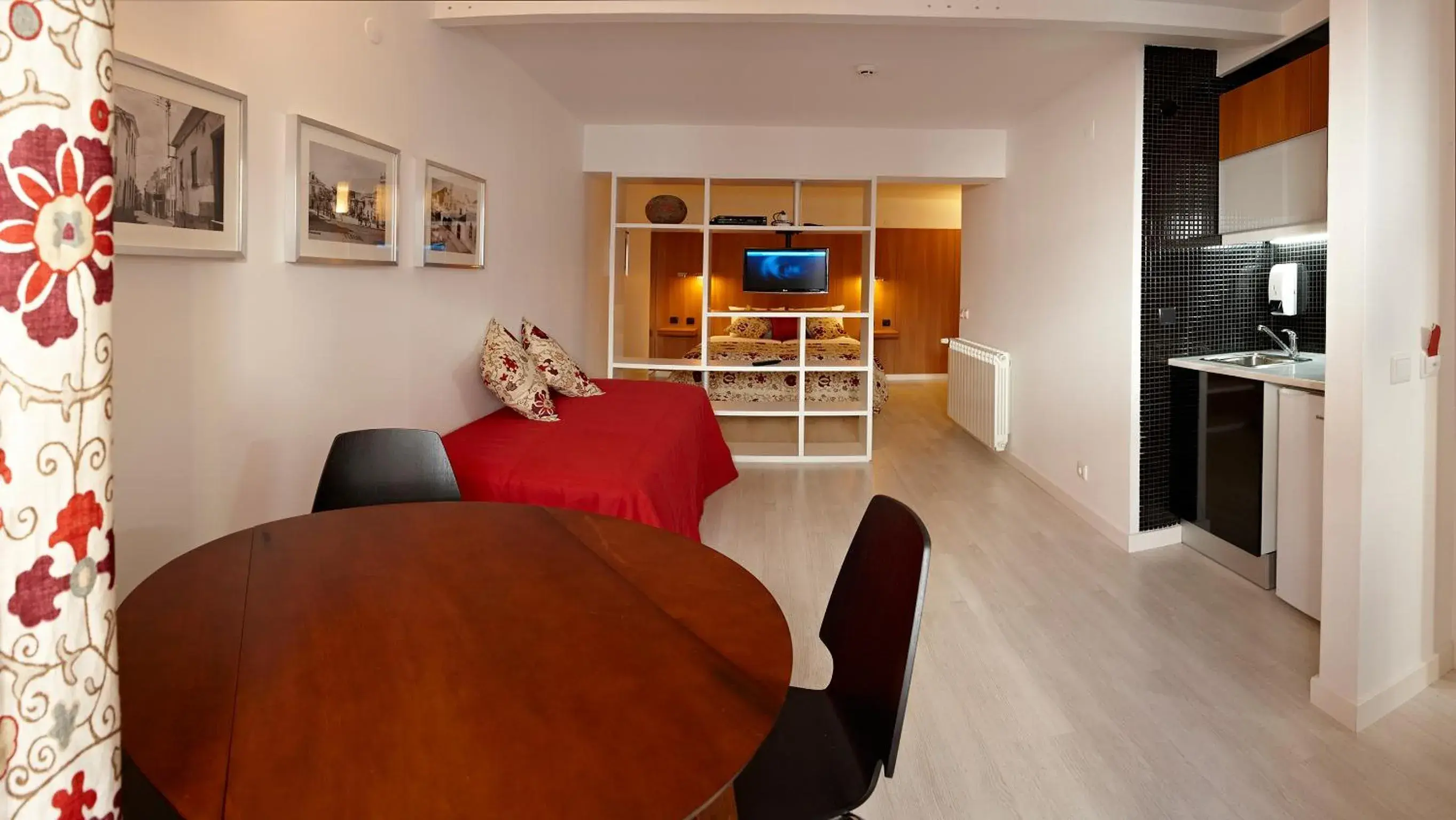 Family Room - single occupancy in Casa das Aguarelas Family Room - single occupancy in Casa das Aguarelas