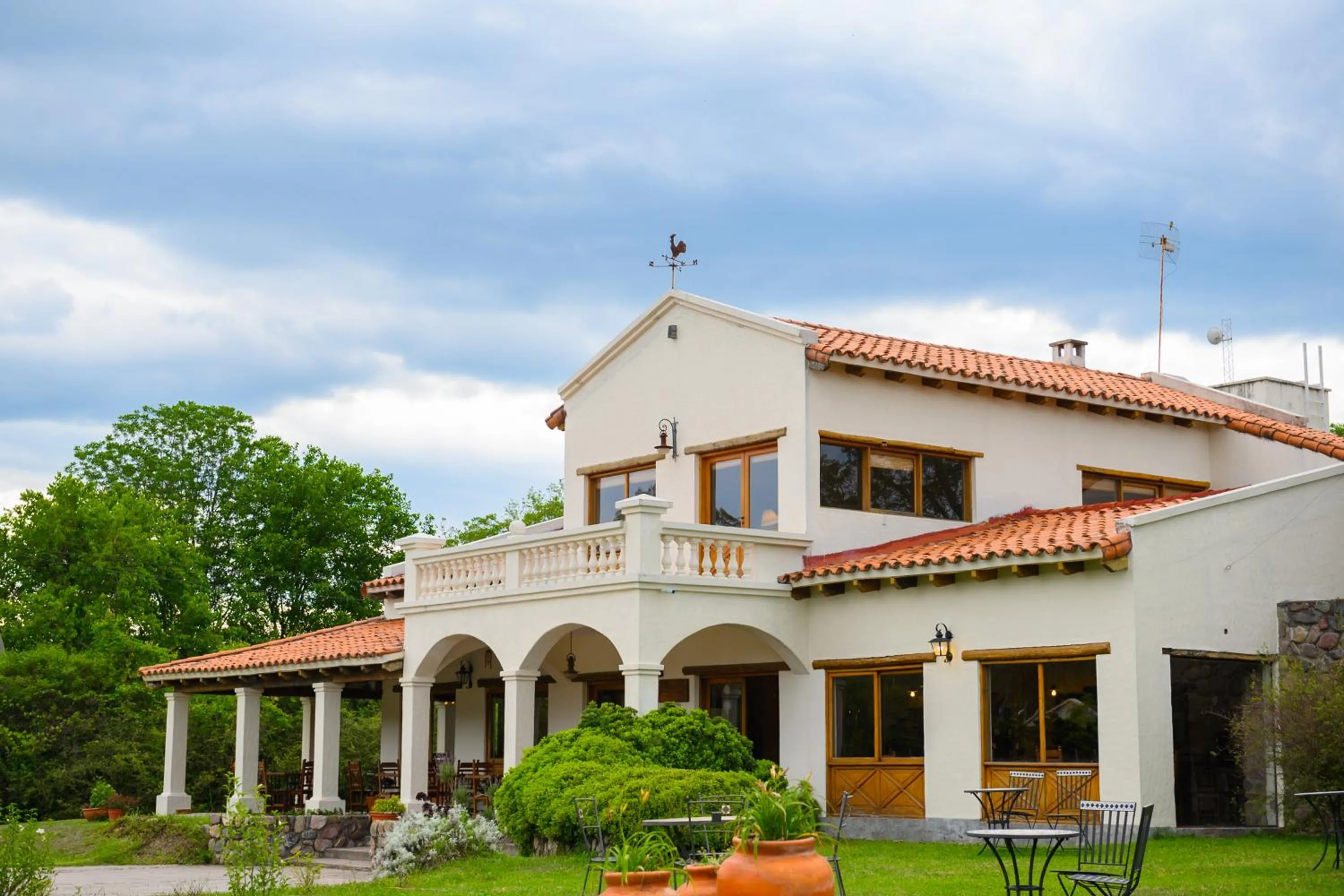 Property building in Hosteria La Caldera