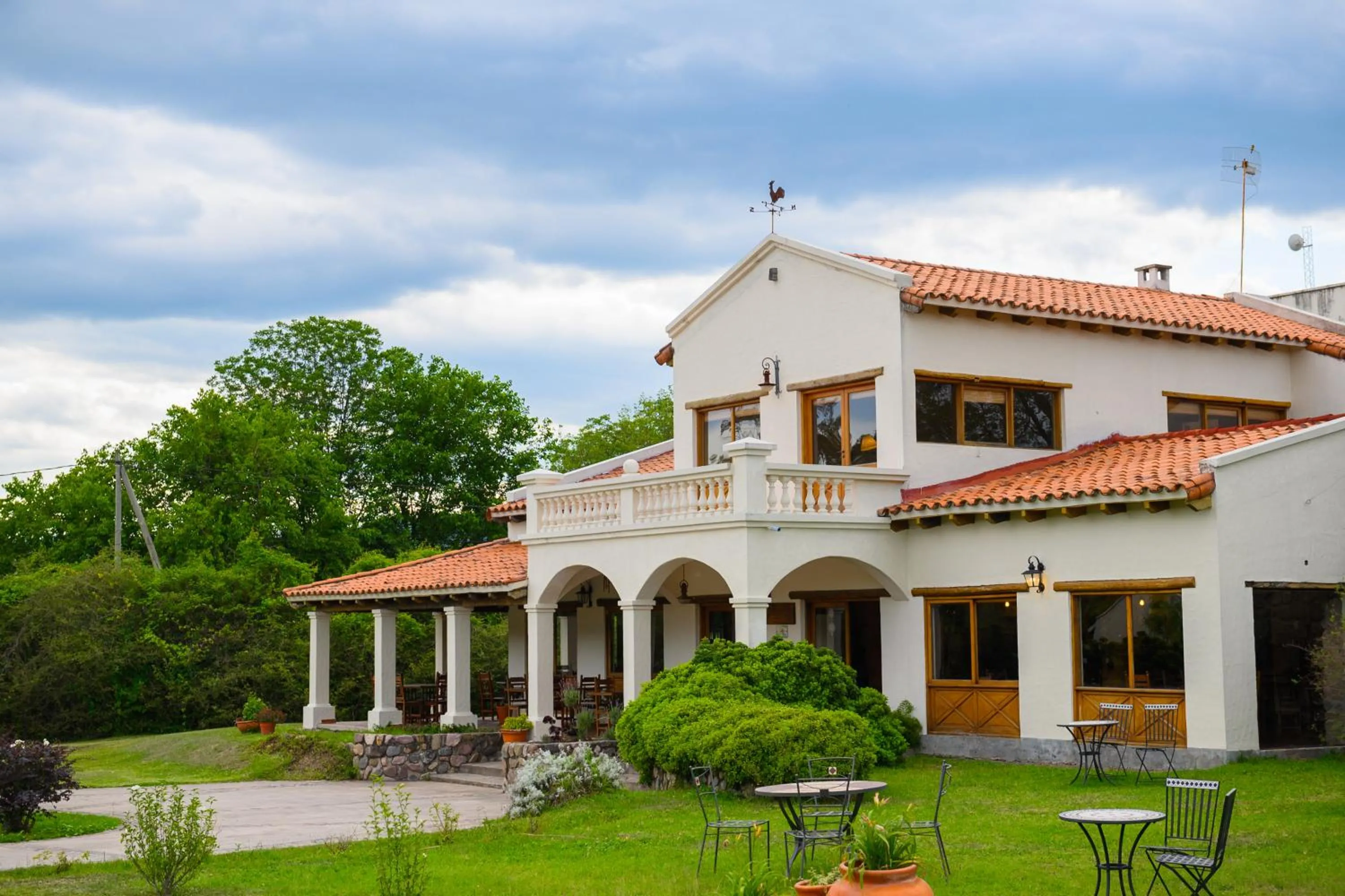 Property building in Hosteria La Caldera