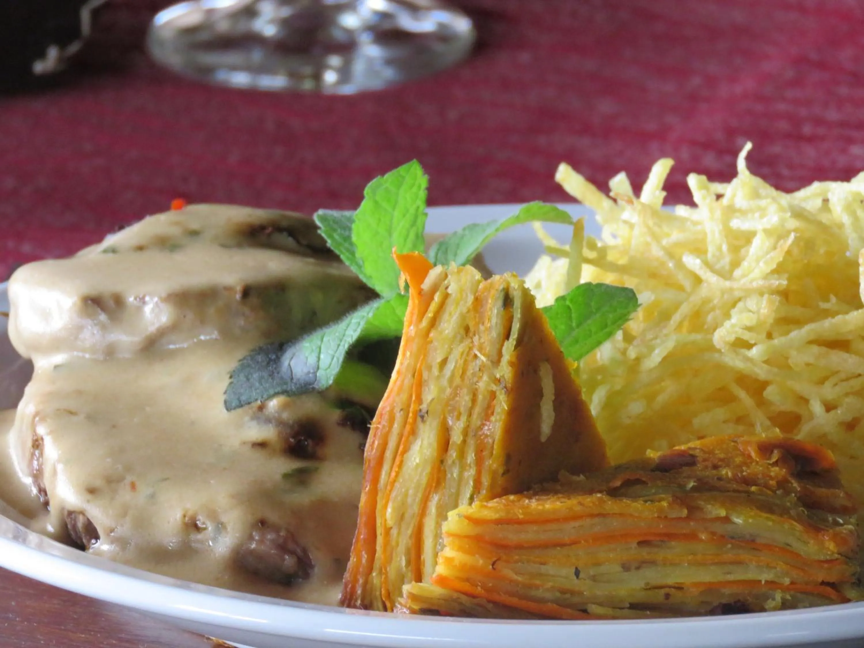 Food and drinks in Hosteria La Caldera