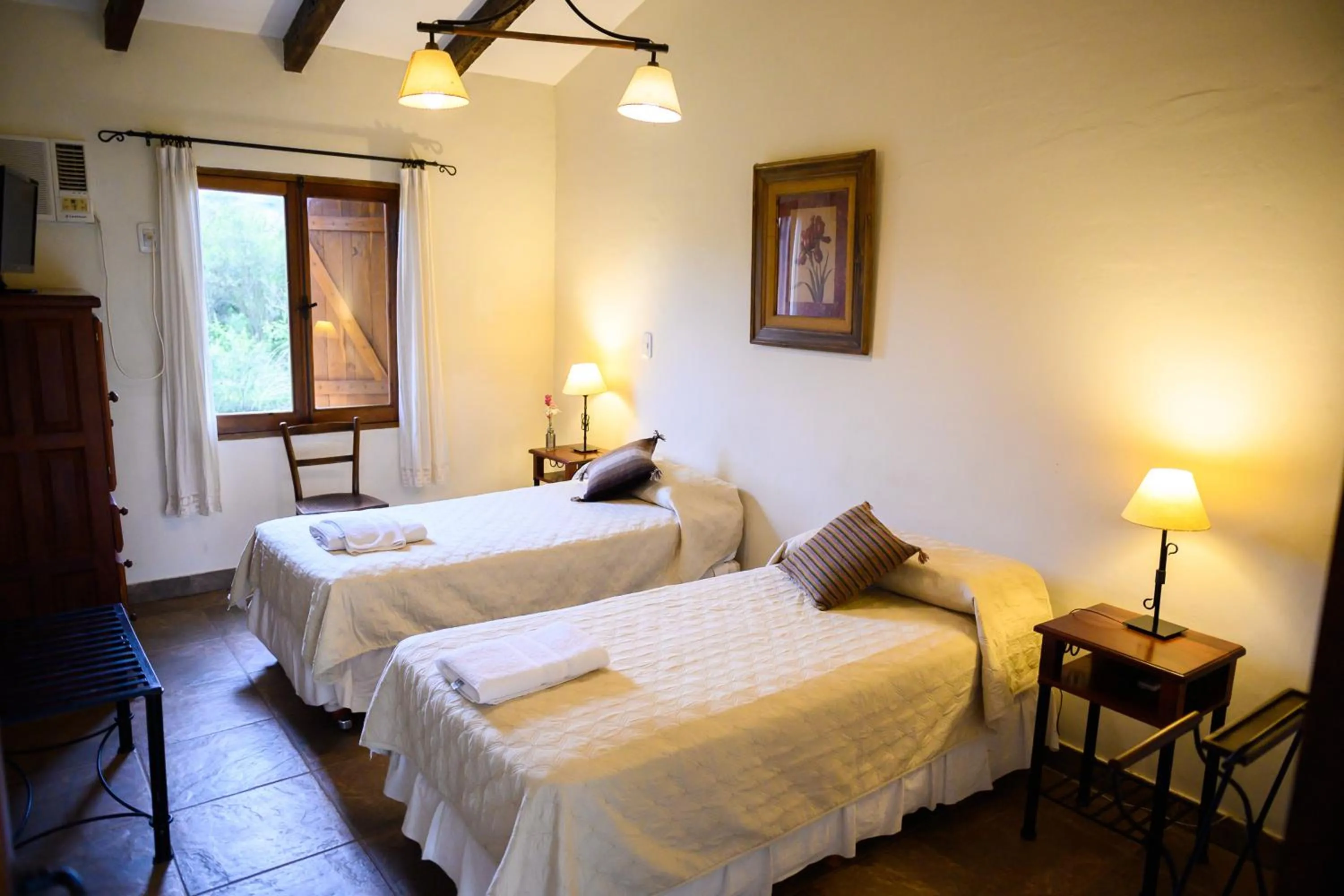 Bed in Hosteria La Caldera