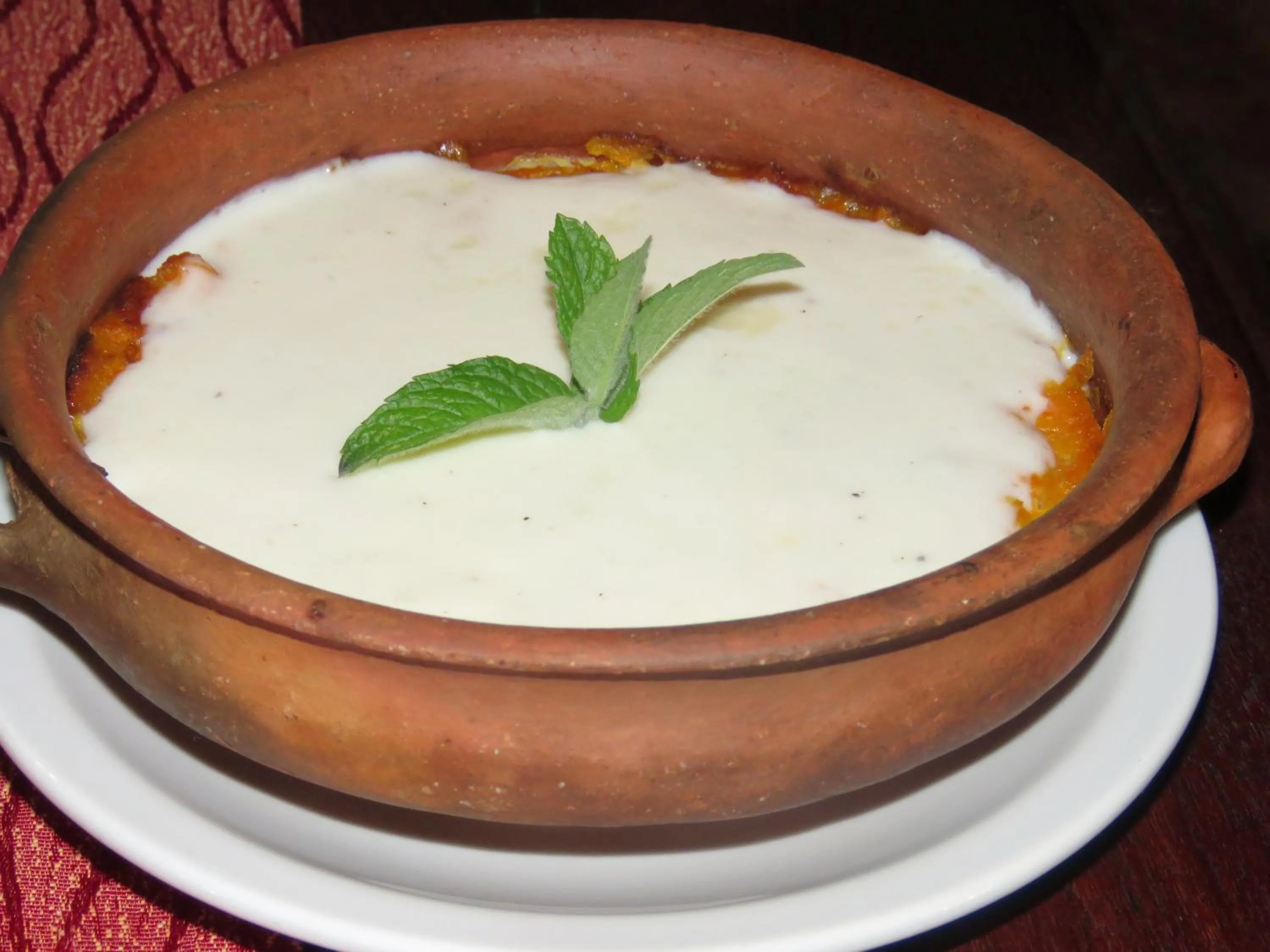 Food and drinks in Hosteria La Caldera