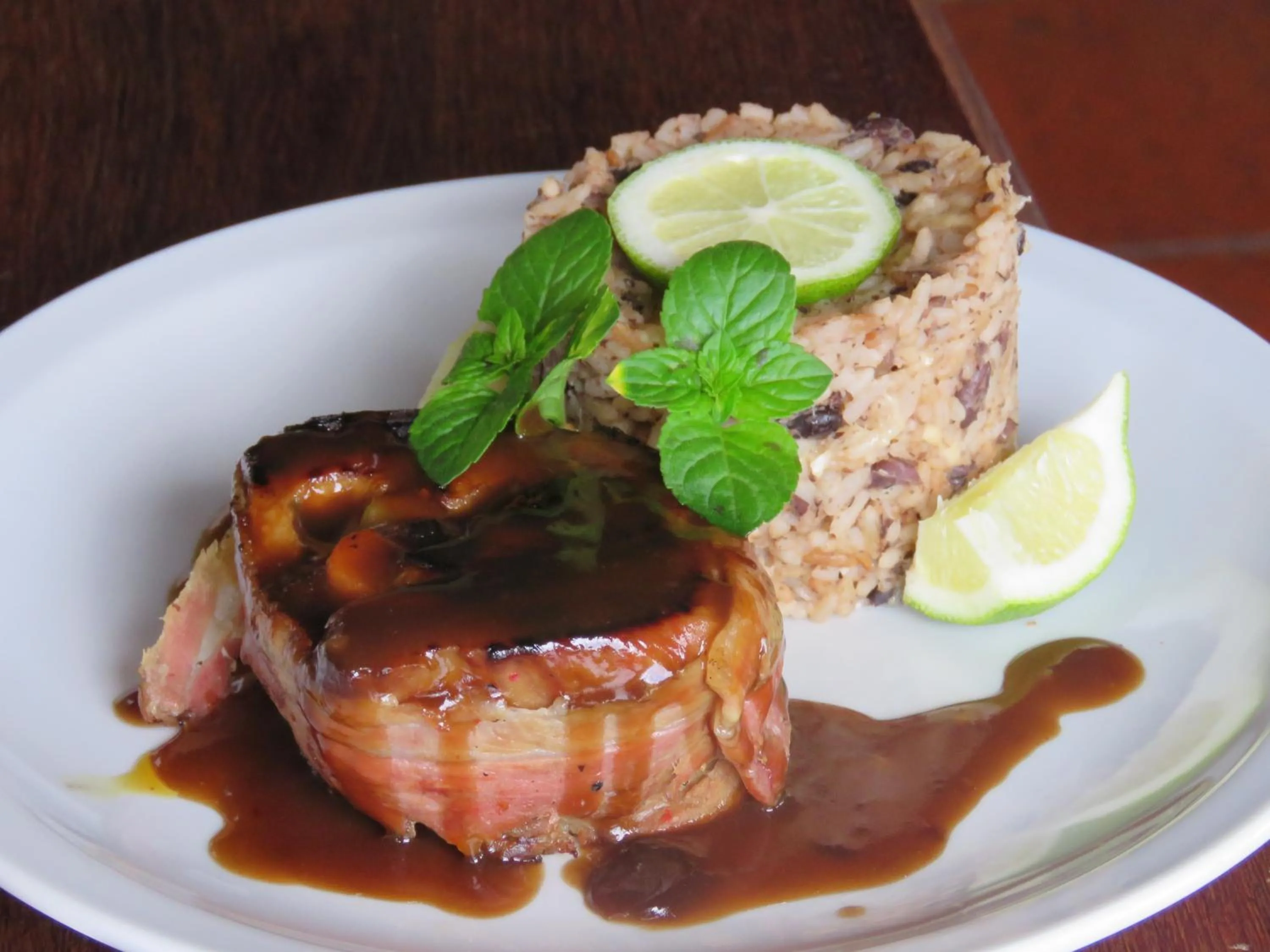 Food and drinks in Hosteria La Caldera