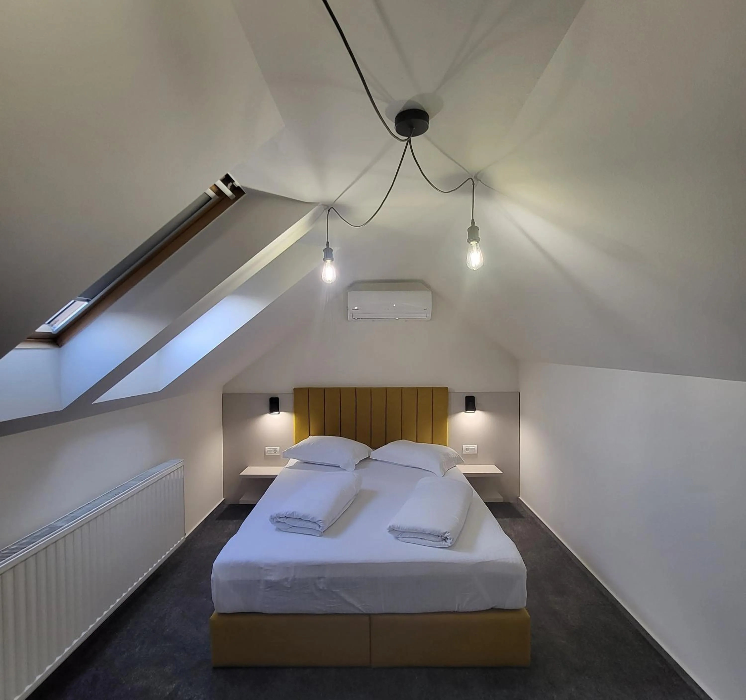 Photo of the whole room, Bed in XO Residence