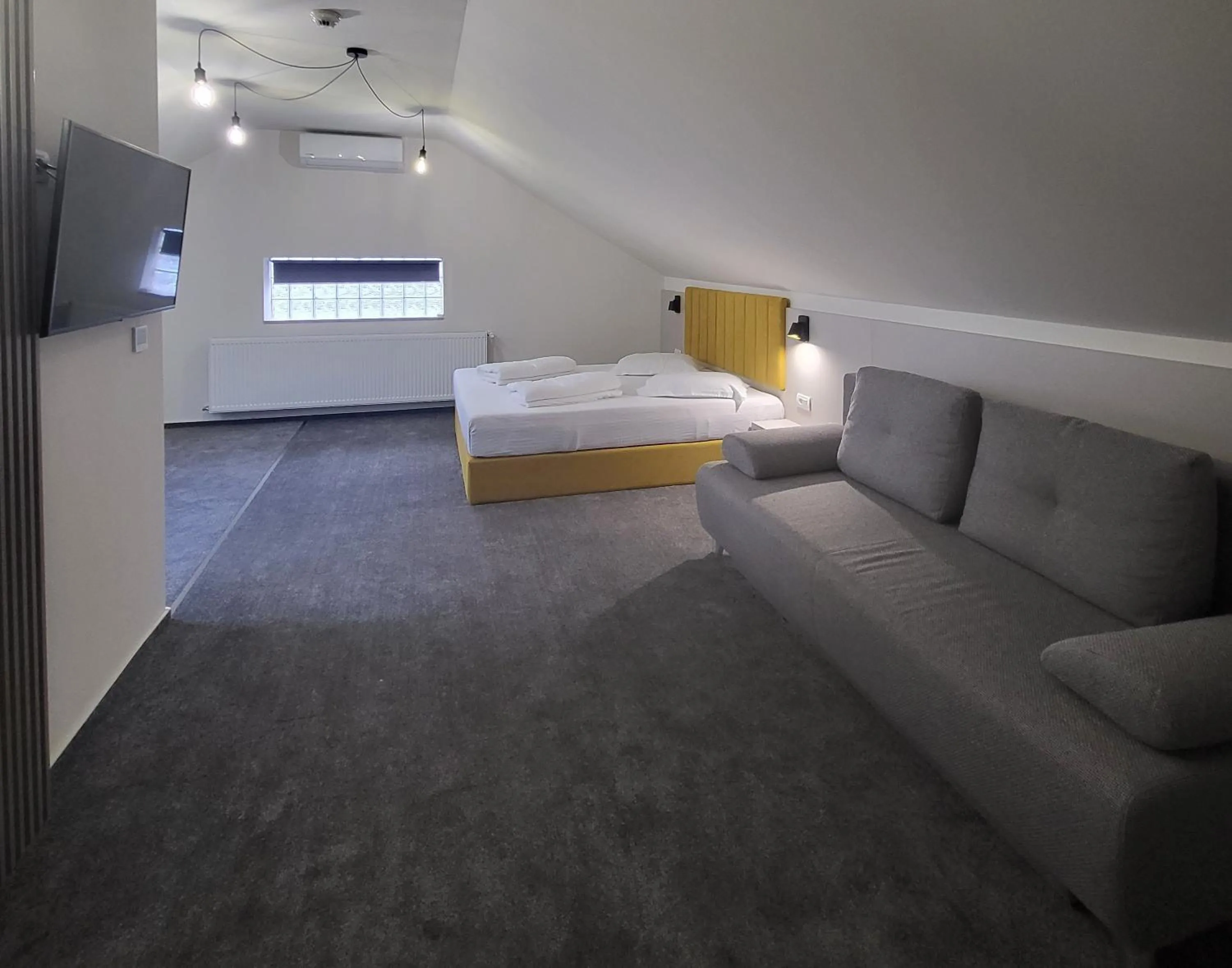 Photo of the whole room, Bed in XO Residence