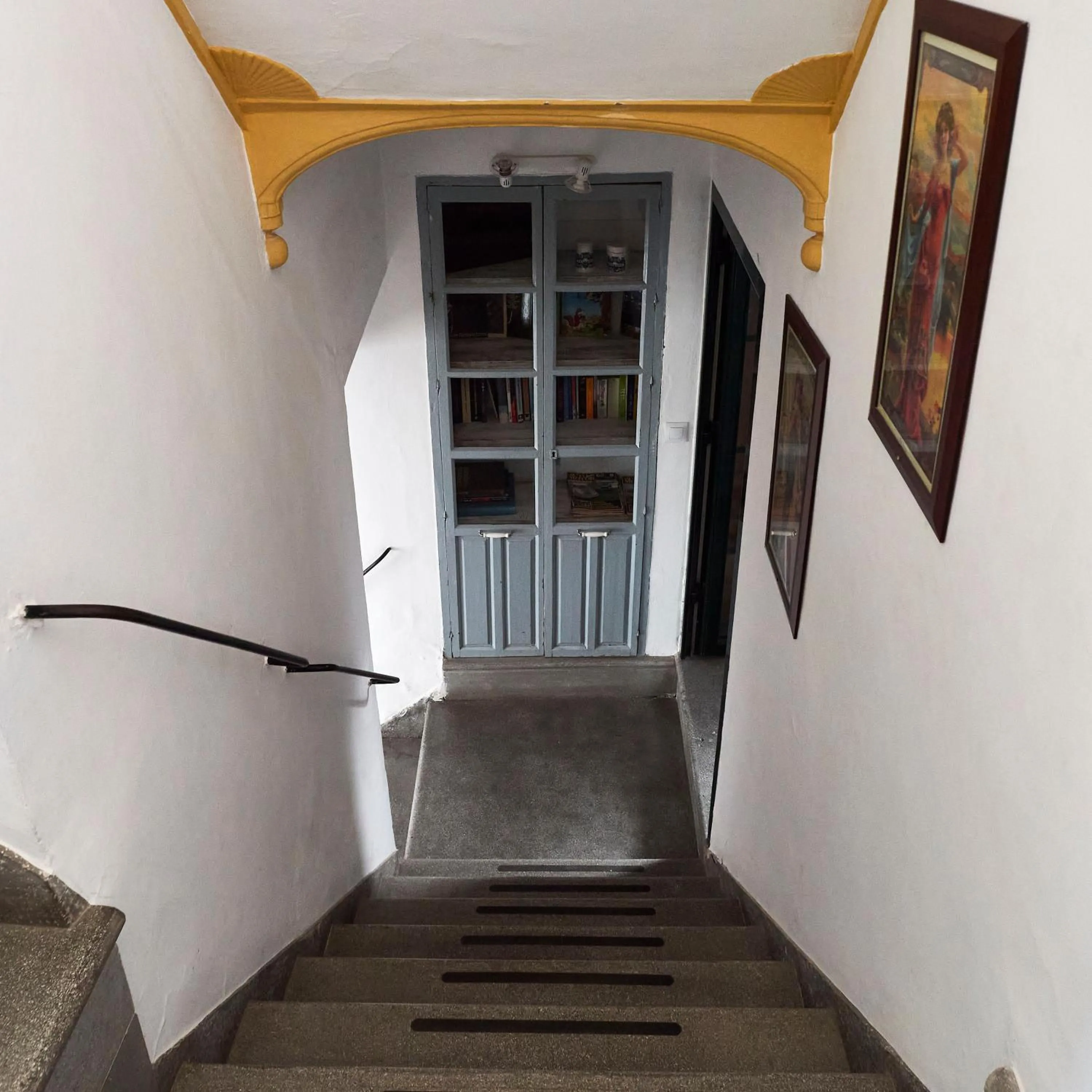 Property building in Mesón La Hospedería