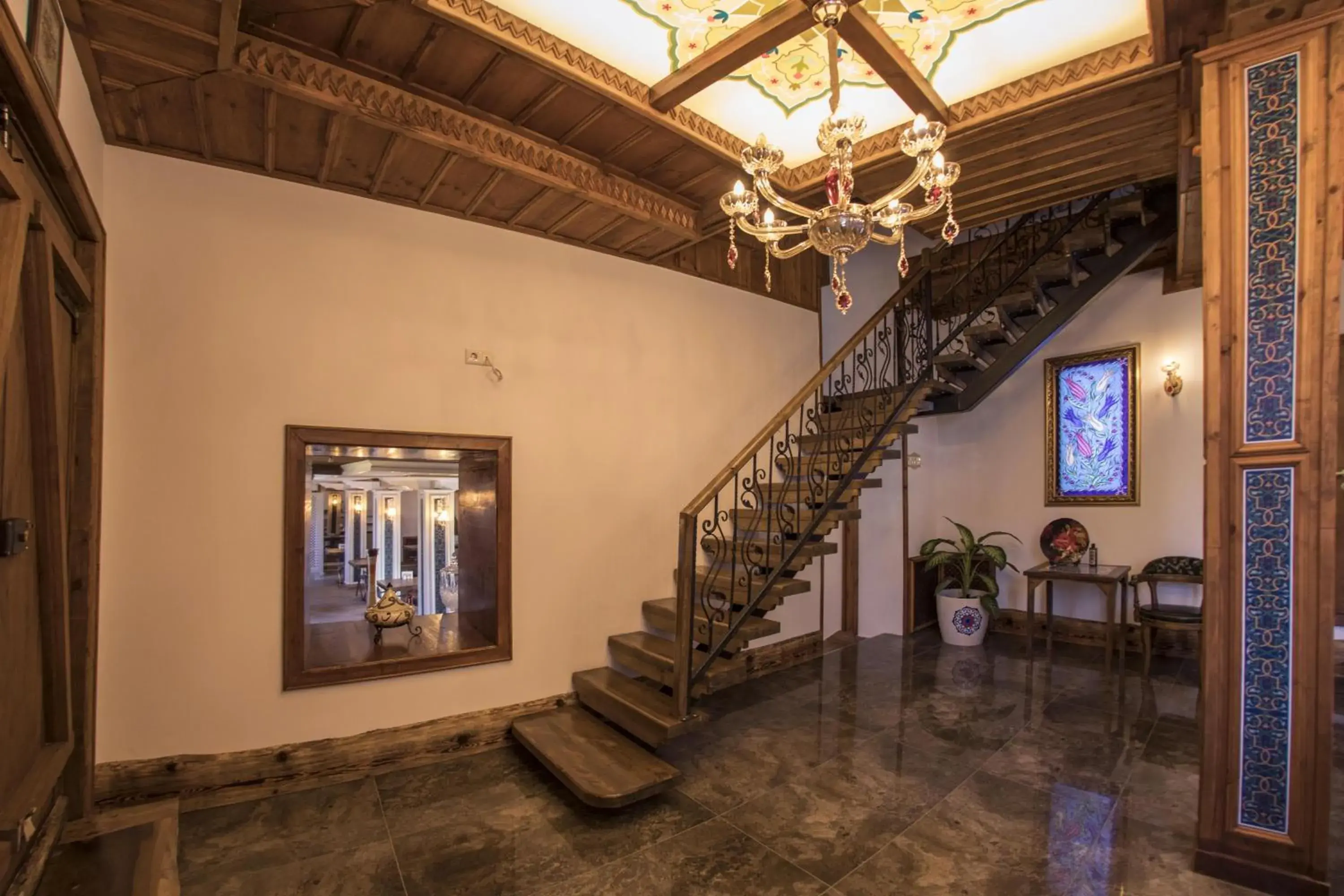 Lobby or reception in BAYEZİD HAN KONAK Lobby or reception in BAYEZİD HAN KONAK