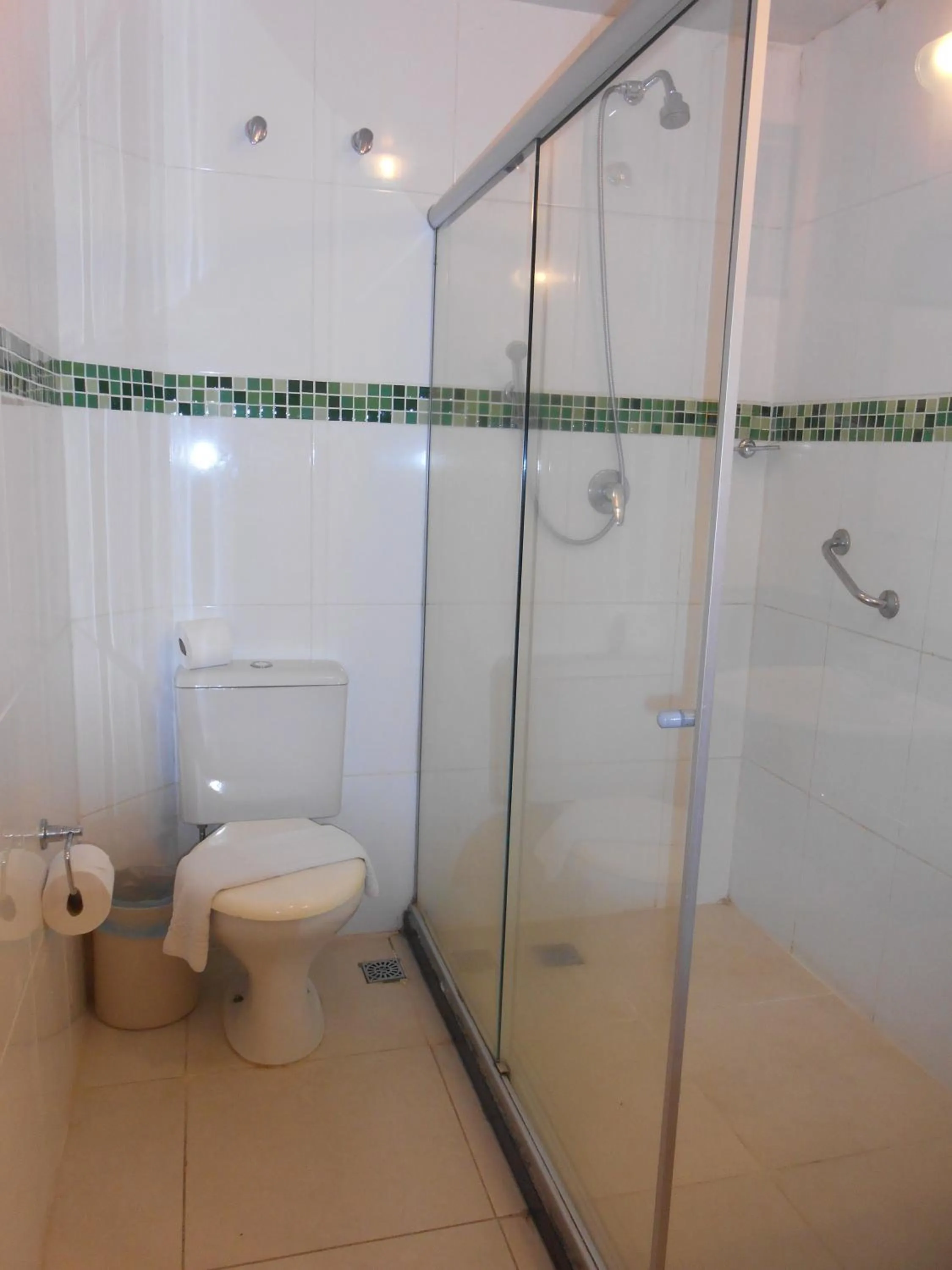 Bathroom in Happy Hotel Girassol