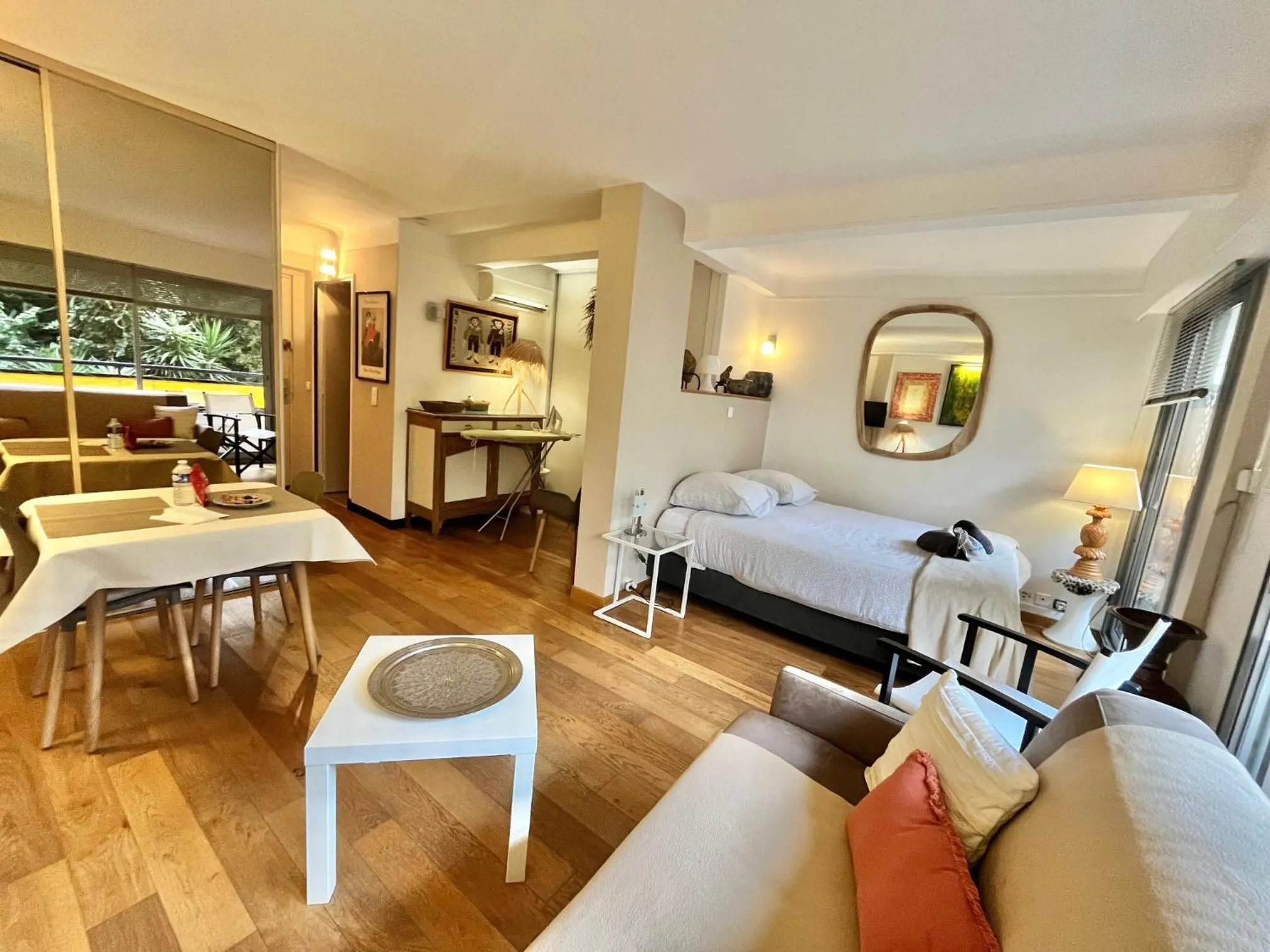 Bed in Rouaze by Welcome to Cannes