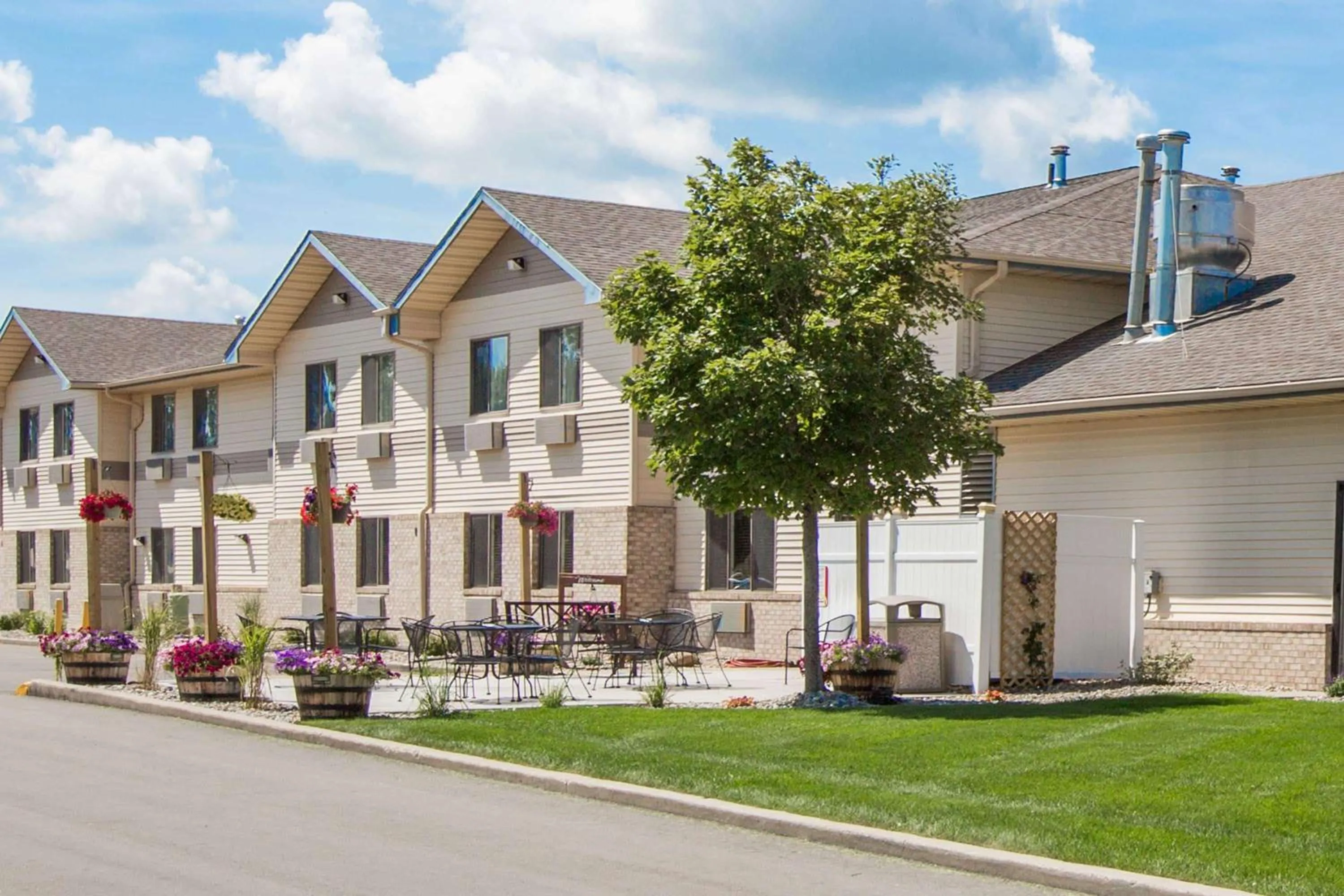 Property building in Super 8 by Wyndham Brookings