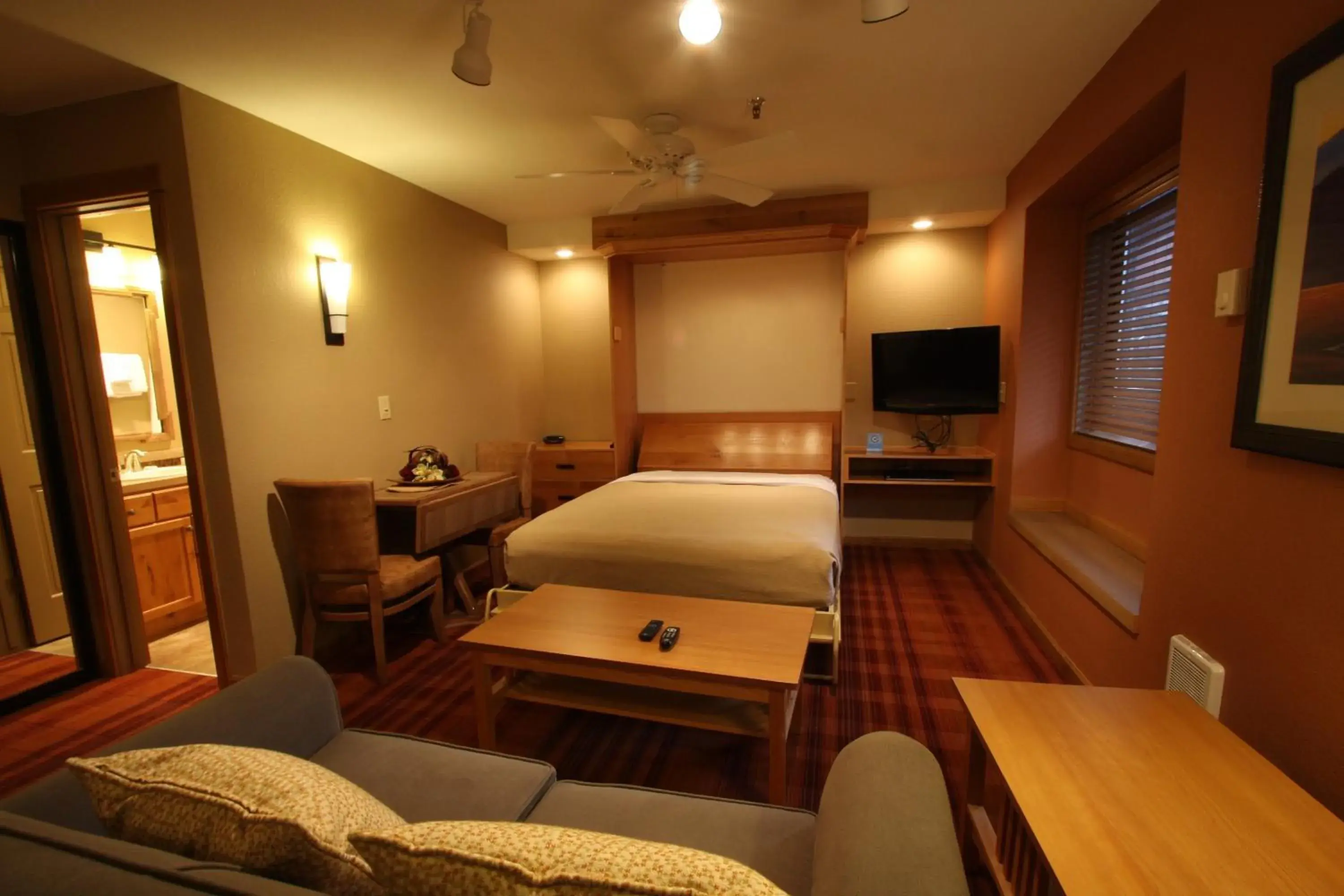 Living room, Bed in The Village at Steamboat Living room, Bed in The Village at Steamboat