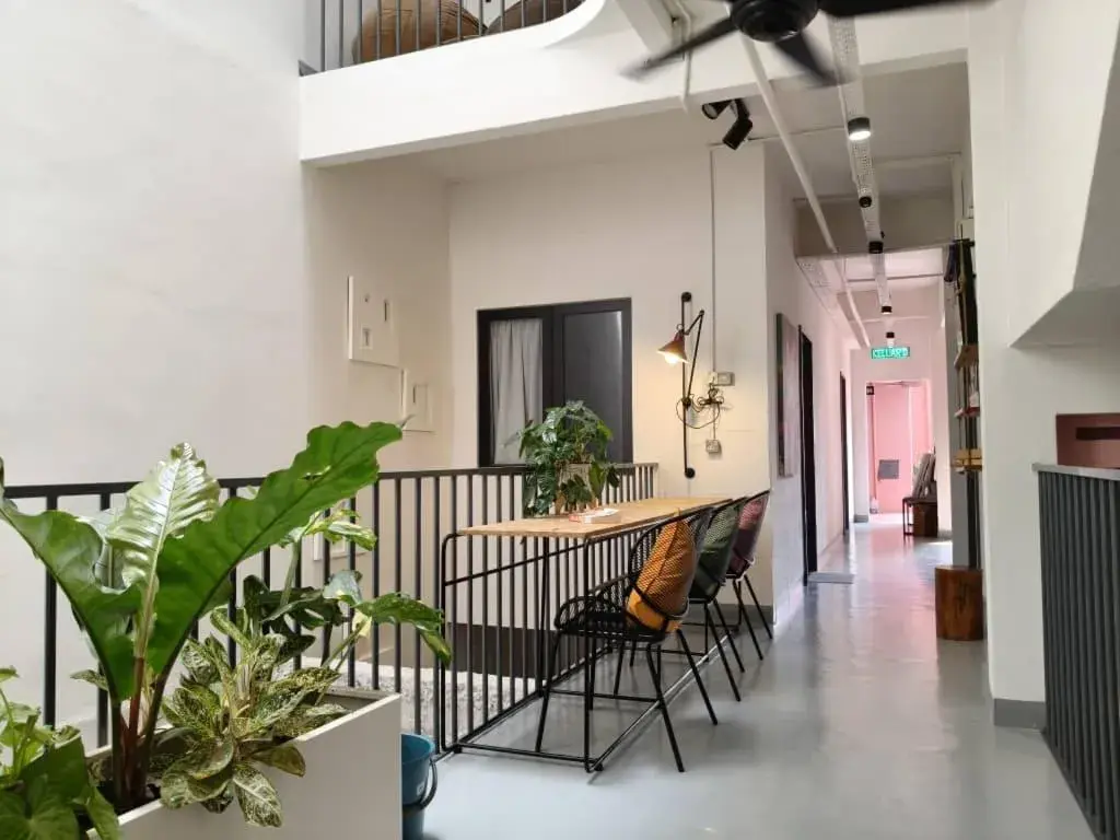 Seating area in The Brownstone Hostel & Space Seating area in The Brownstone Hostel & Space