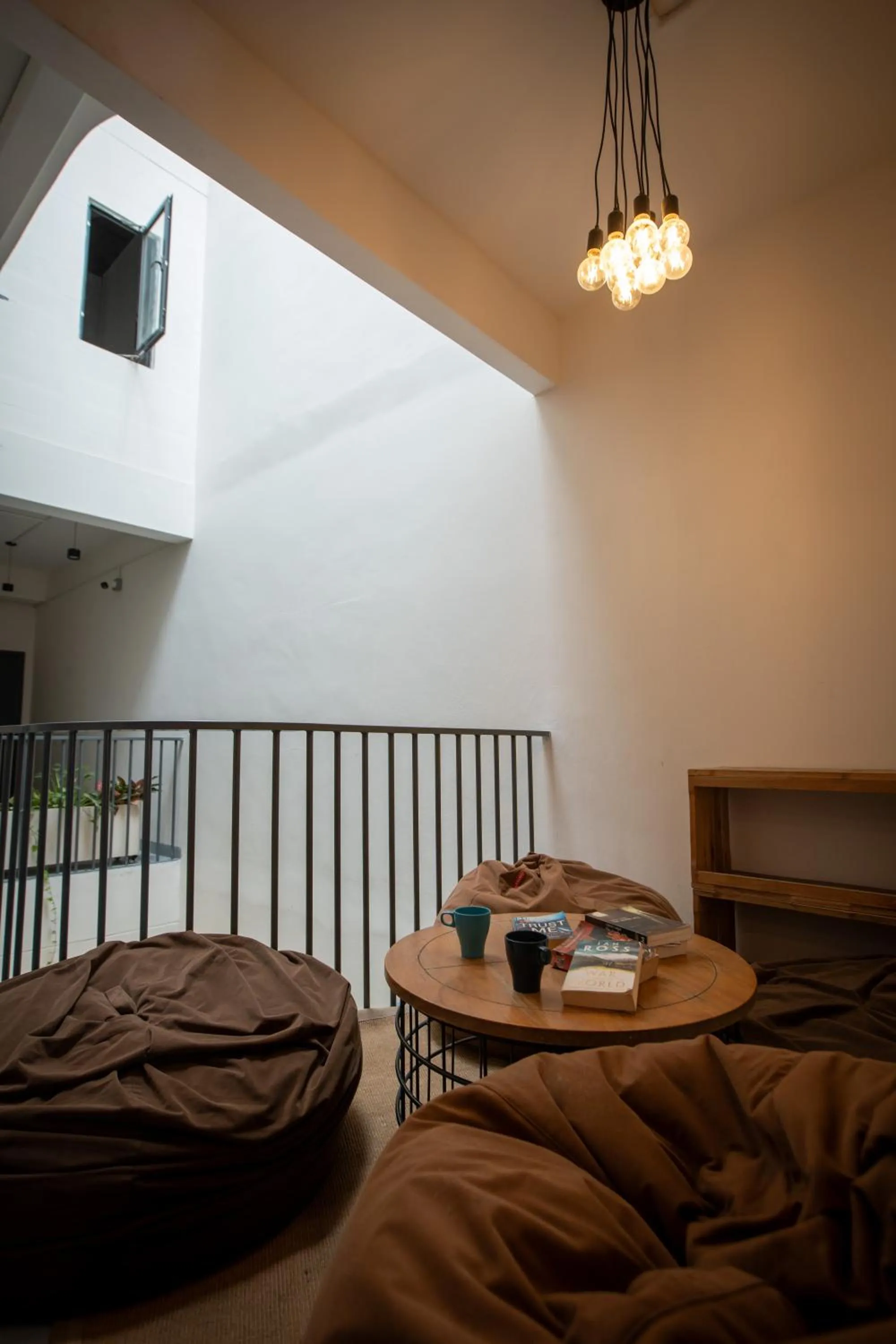 Seating area in The Brownstone Hostel & Space