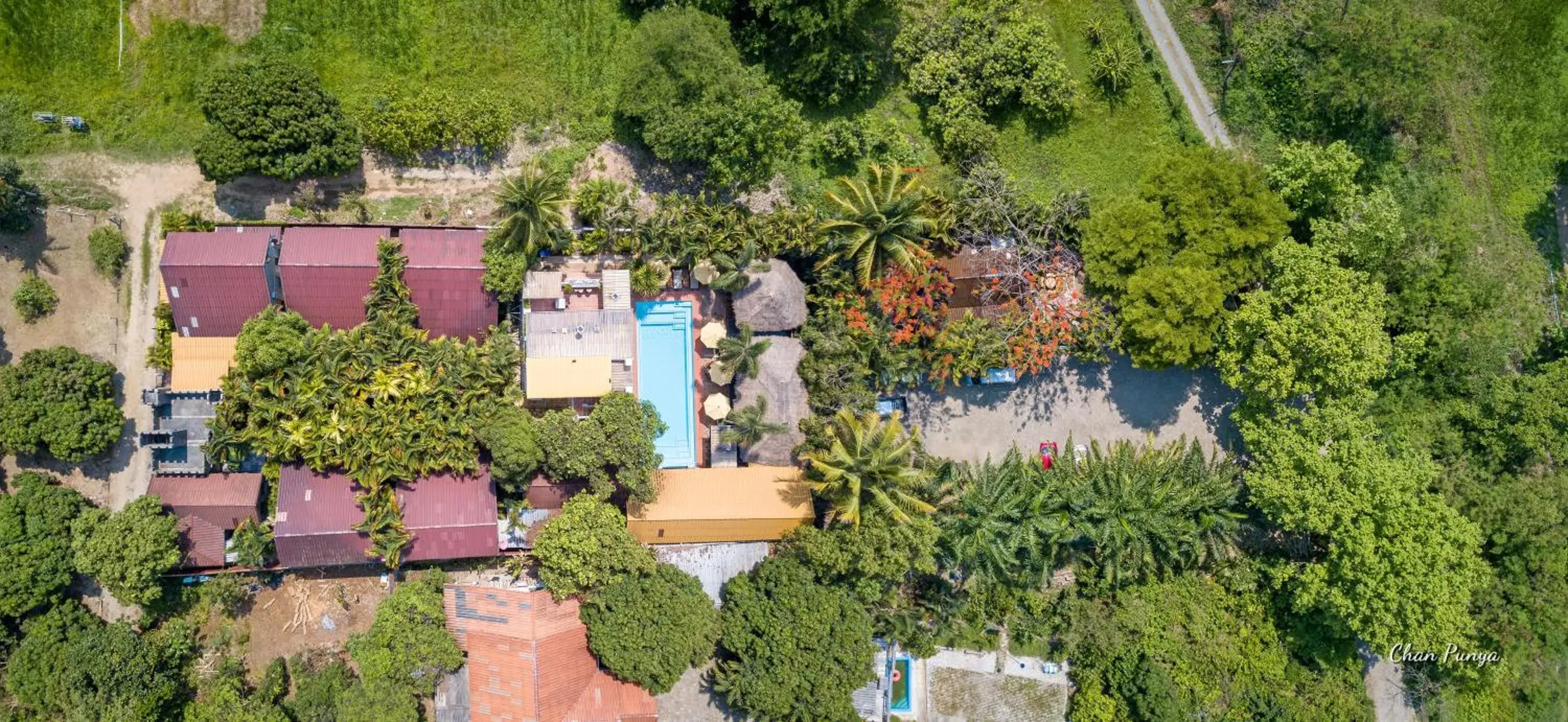 Property building in Baanpong Lodge Property building in Baanpong Lodge