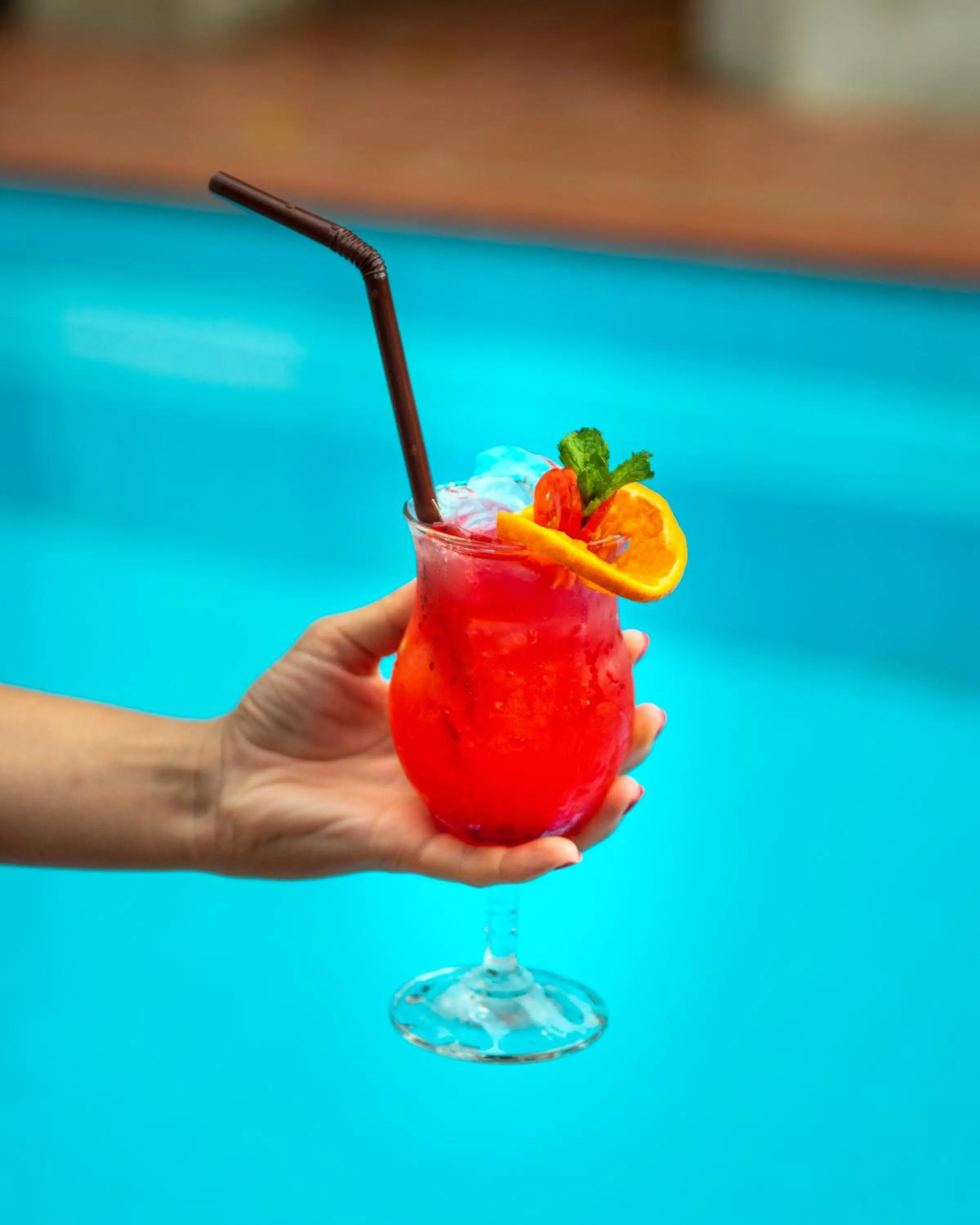 Drinks in Baanpong Lodge