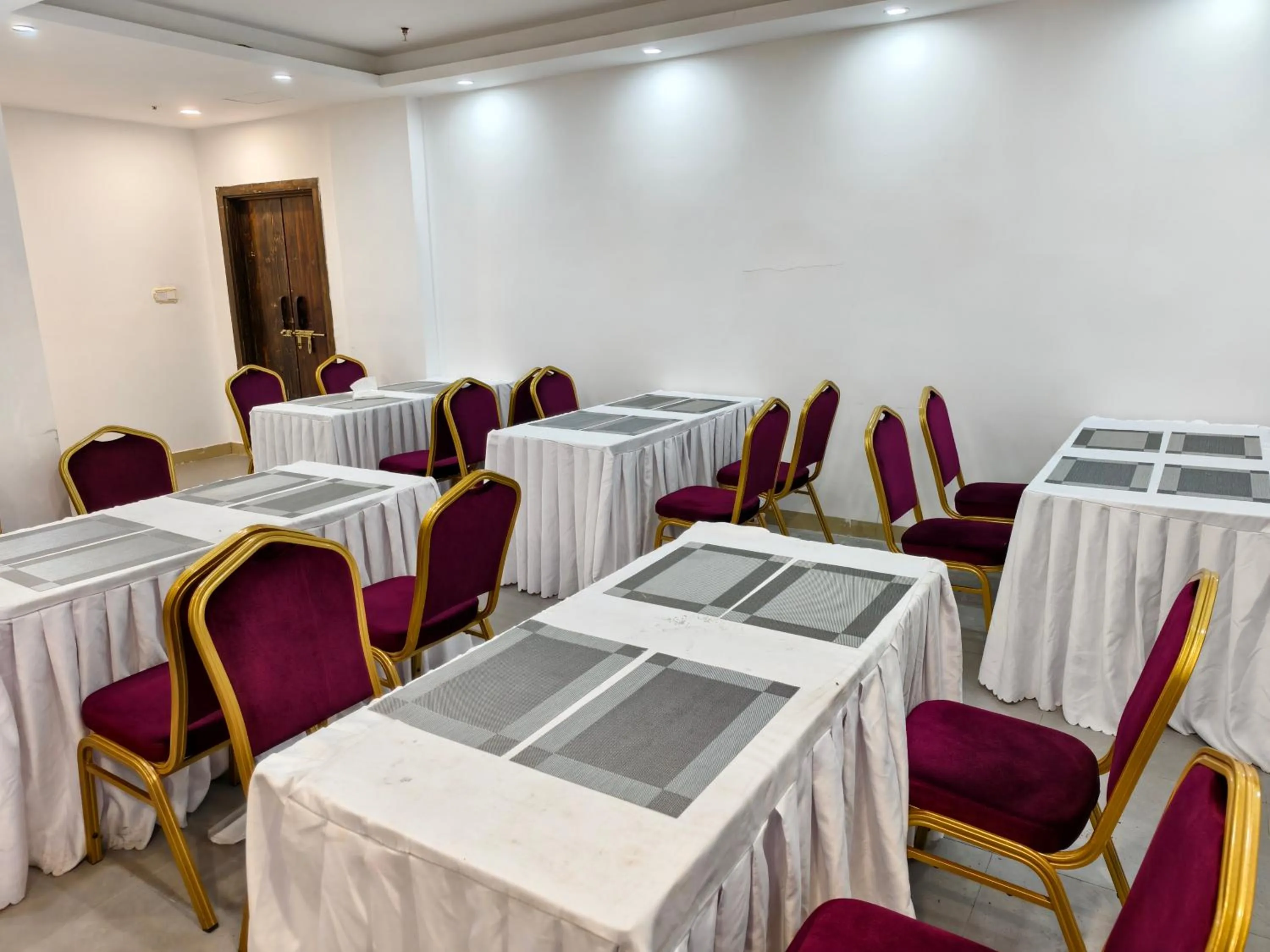 Restaurant/places to eat in Shenzhen Xinghua Hotel